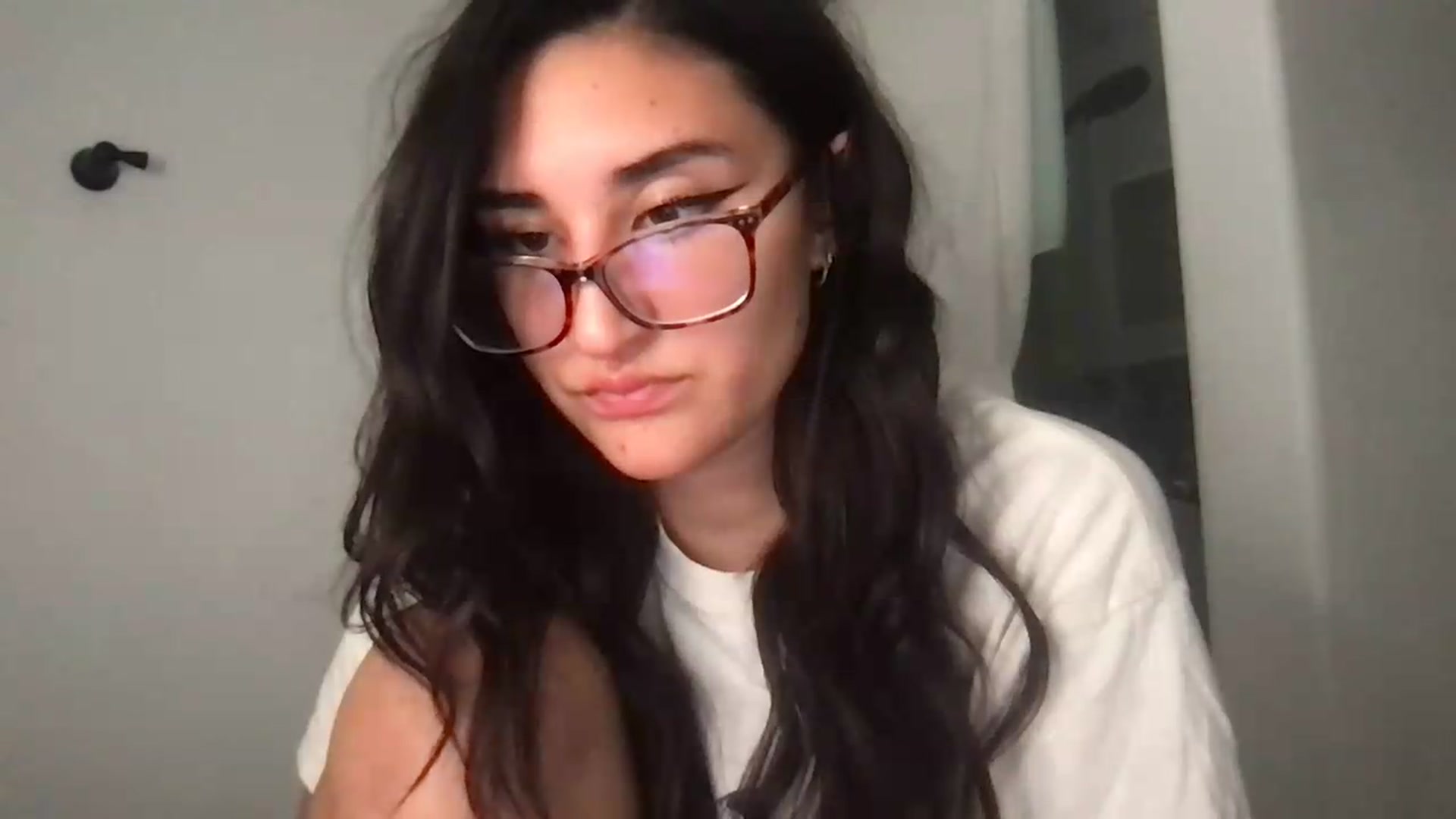 Gallery image thumbnail from NurseZara's myfreecams stream on, 06/25/2026, 08:20 image 10 of 20