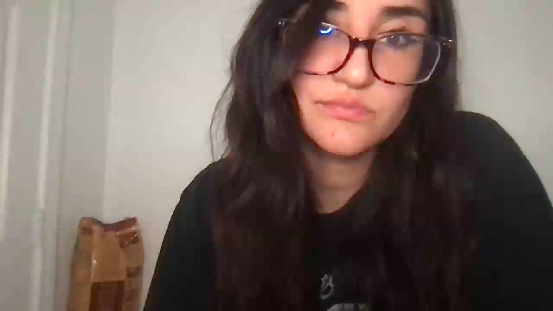 Gallery image thumbnail from NurseZara's myfreecams stream on, 06/26/2026, 07:45 image 11 of 20