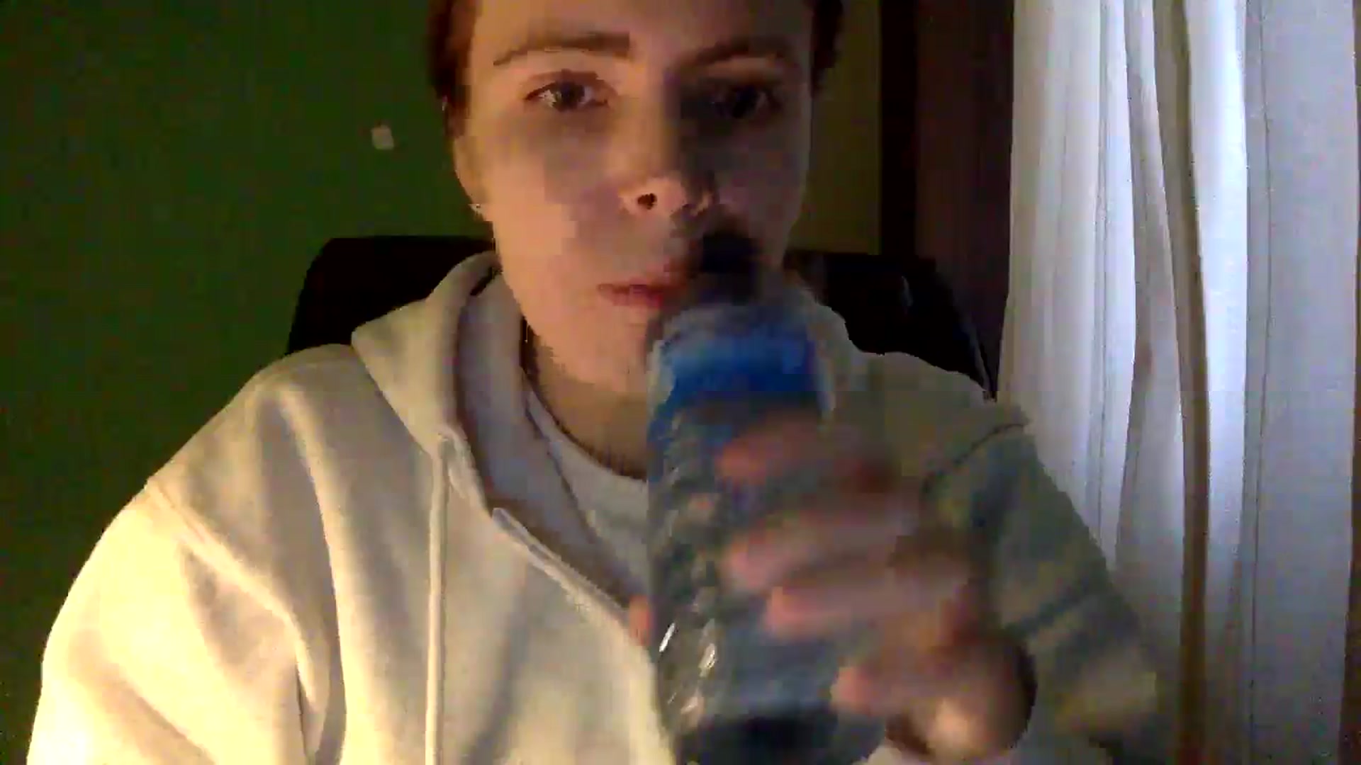 Gallery image thumbnail from NutMaster's myfreecams stream on, 12/25/2024, 21:51 image 11 of 20