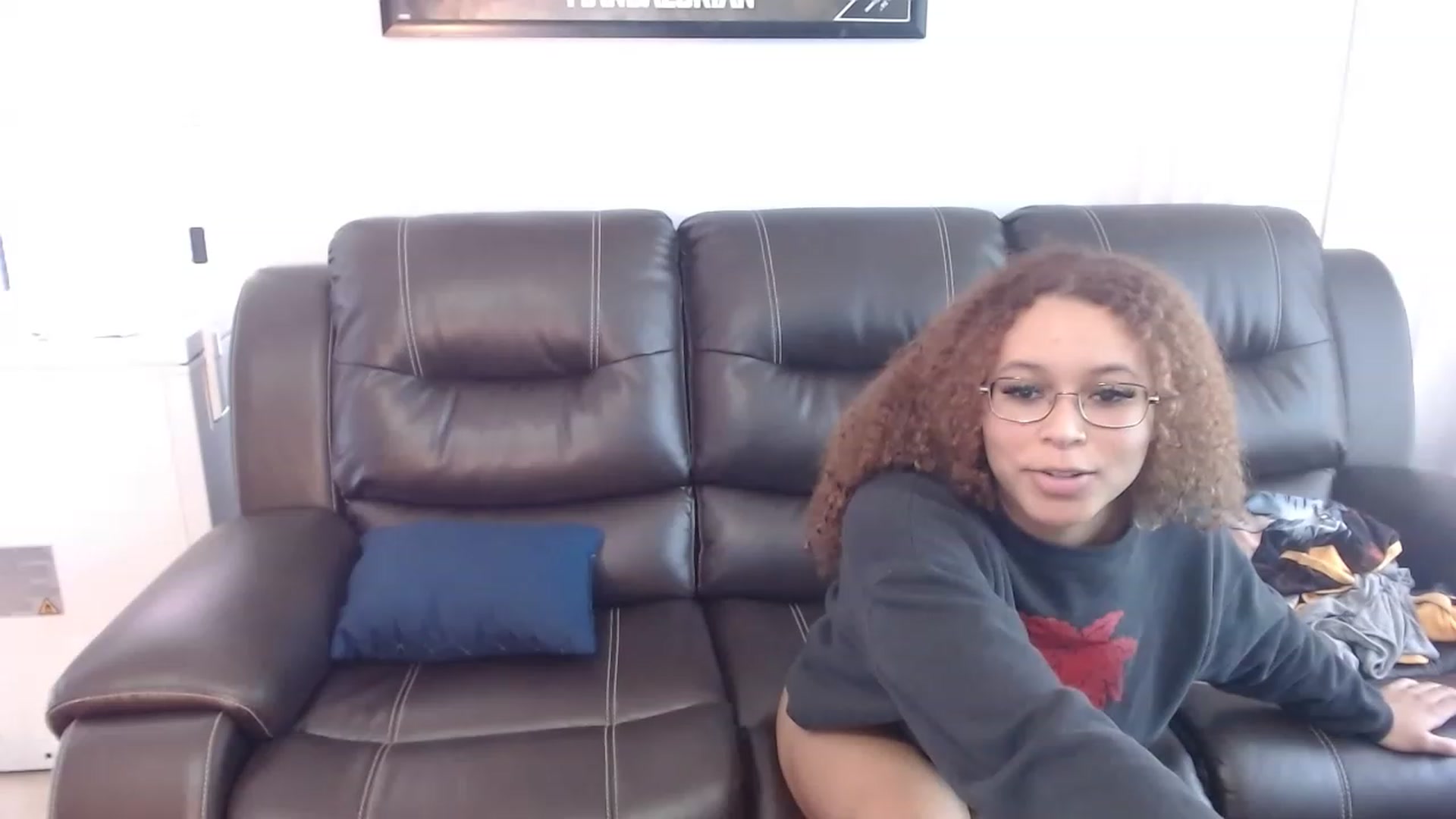 Gallery image thumbnail from Nutellabunnyy's myfreecams stream on, 04/29/2023, 19:53 image 3 of 20