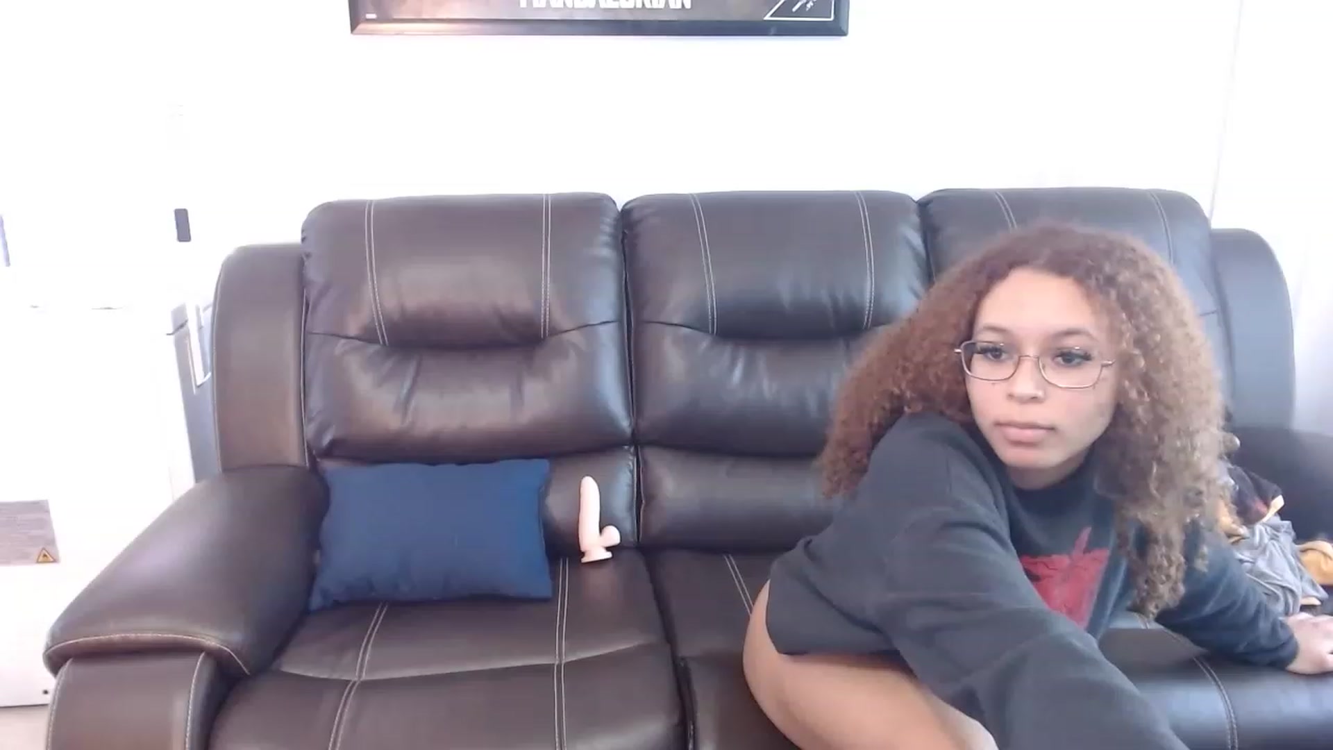 Gallery image thumbnail from Nutellabunnyy's myfreecams stream on, 04/29/2023, 19:53 image 6 of 20