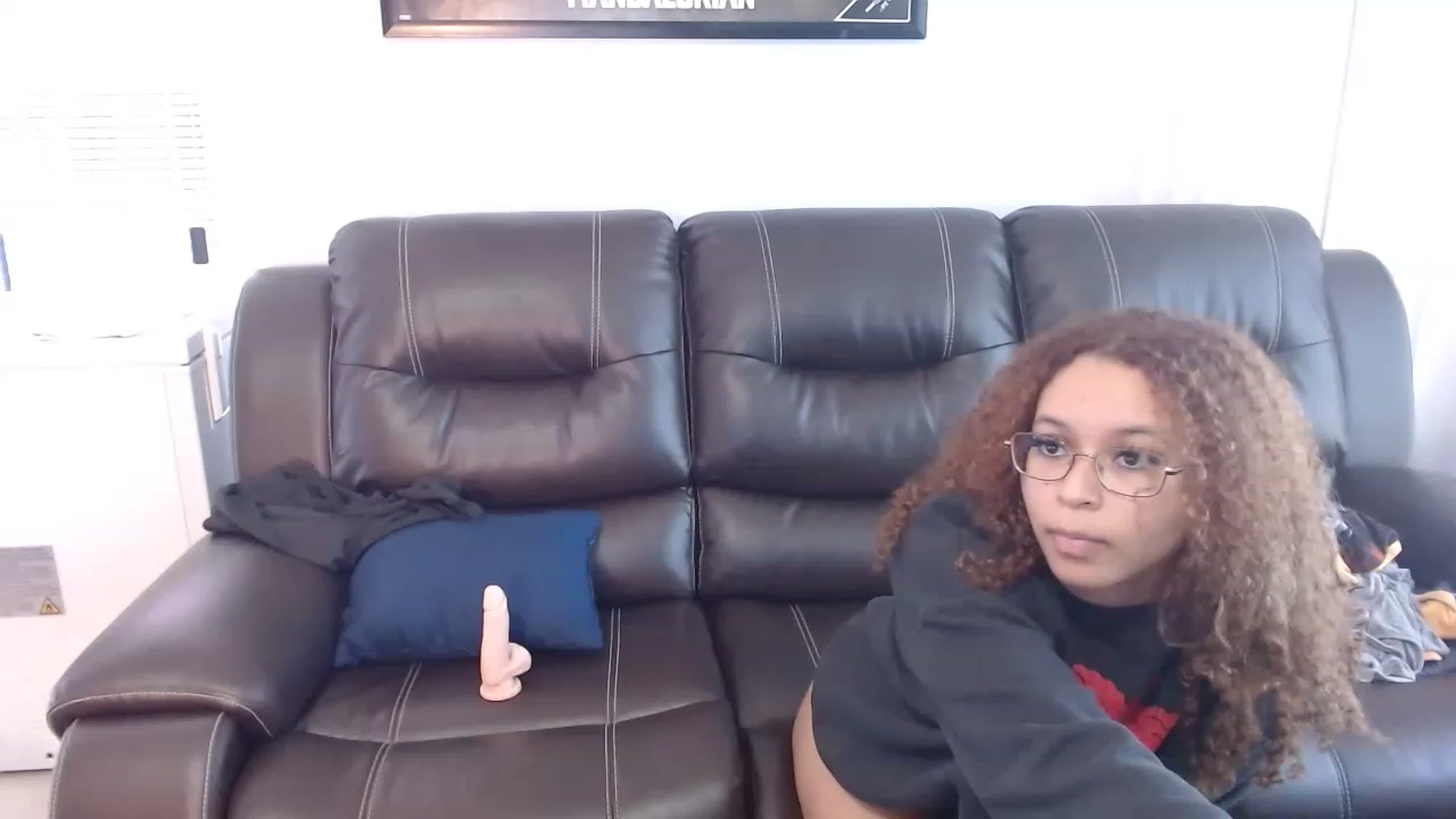 Gallery image thumbnail from Nutellabunnyy's myfreecams stream on, 04/29/2023, 19:53 image 7 of 20