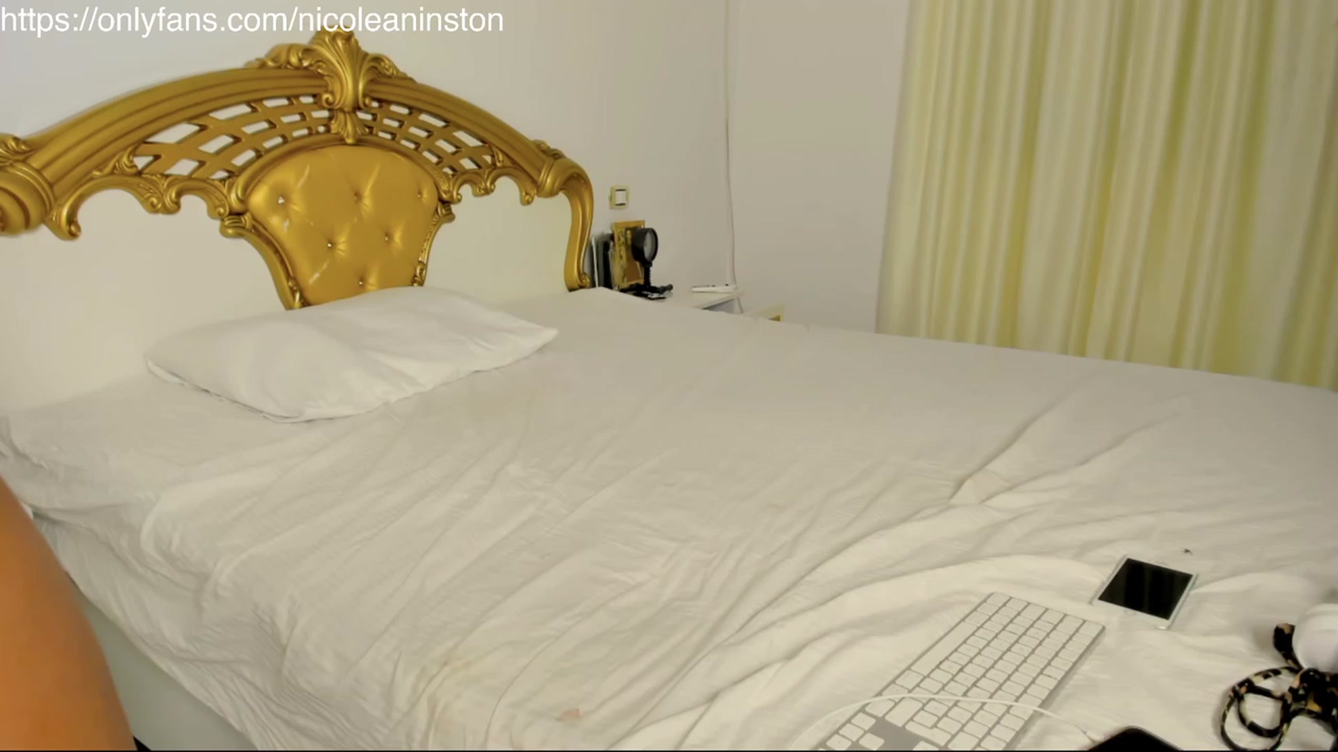 Gallery image thumbnail from NycoleAniston's myfreecams stream on, 12/28/2023, 23:21 image 2 of 20