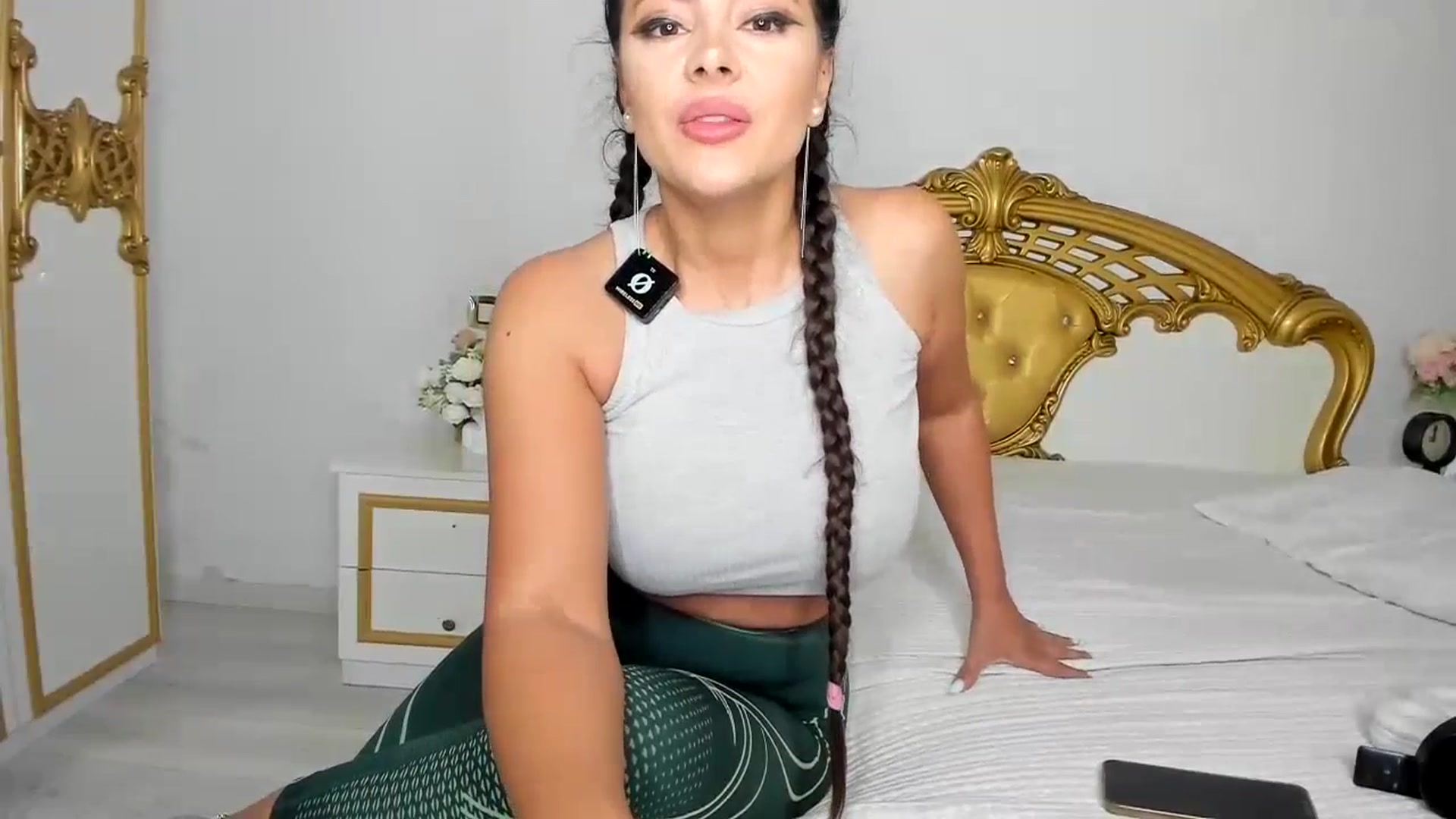 Gallery image thumbnail from NycoleAniston's myfreecams stream on, 04/18/2024, 06:03 image 12 of 20
