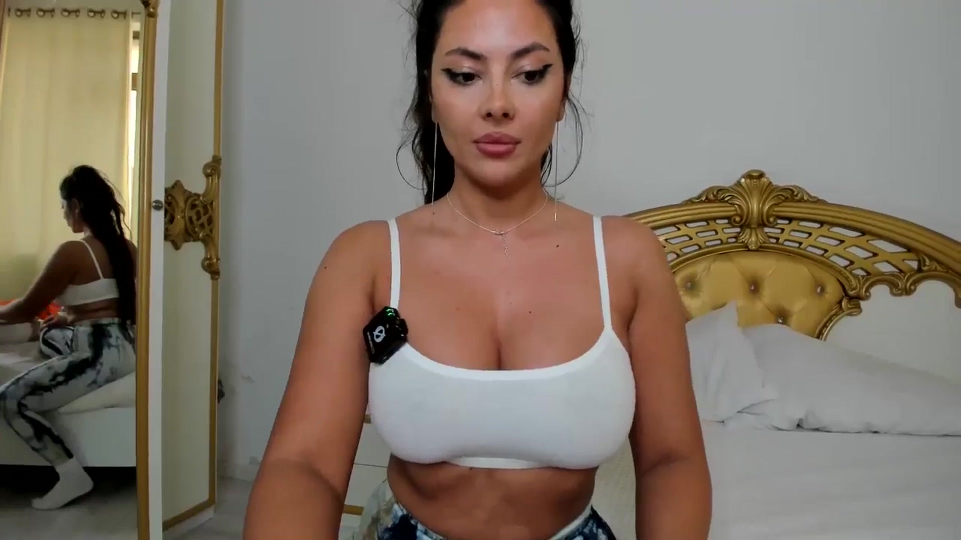 Gallery image thumbnail from NycoleAniston's myfreecams stream on, 05/10/2024, 06:38 image 4 of 20