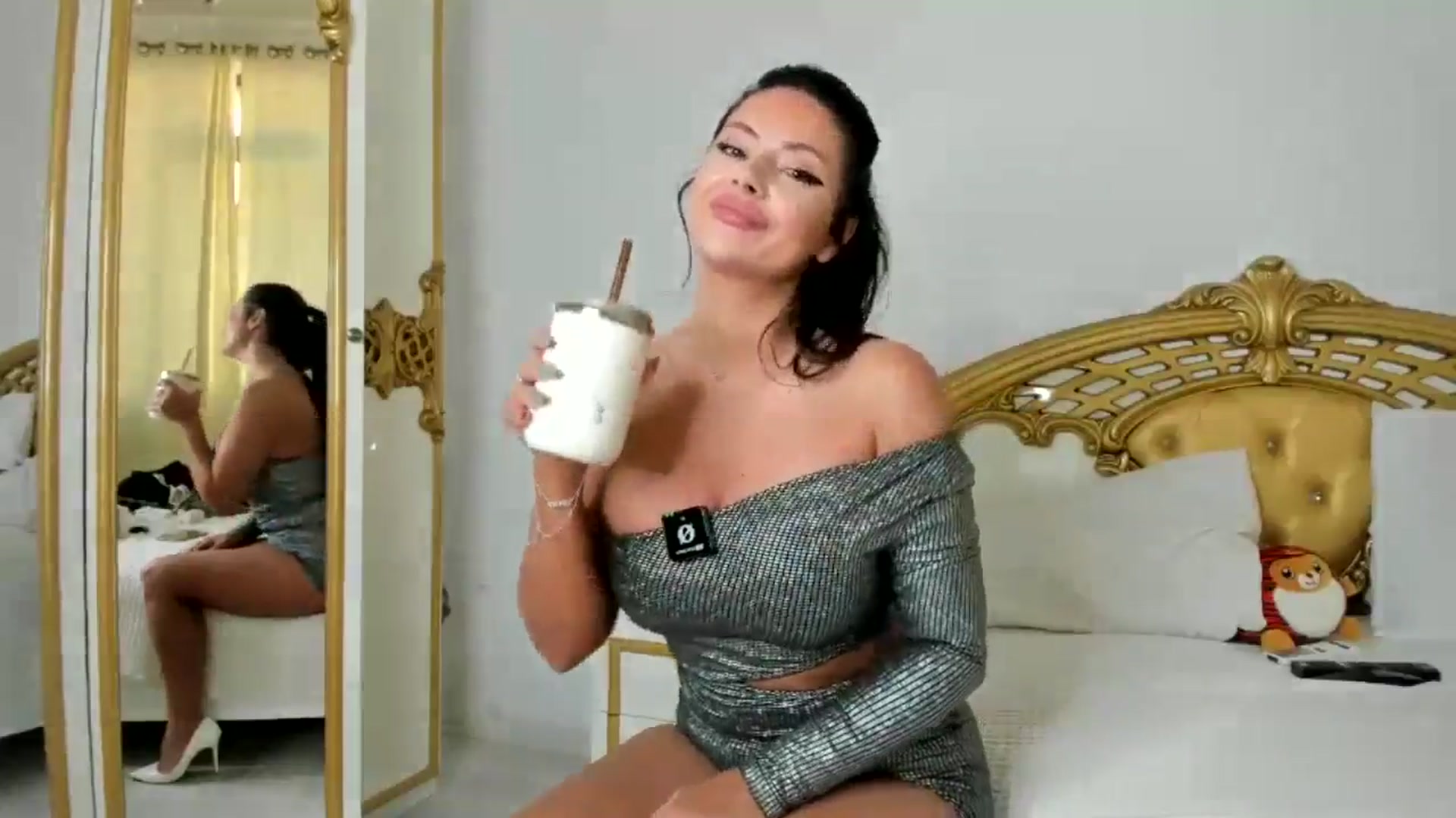 Gallery image thumbnail from NycoleAniston's myfreecams stream on, 05/24/2024, 07:25 image 8 of 20