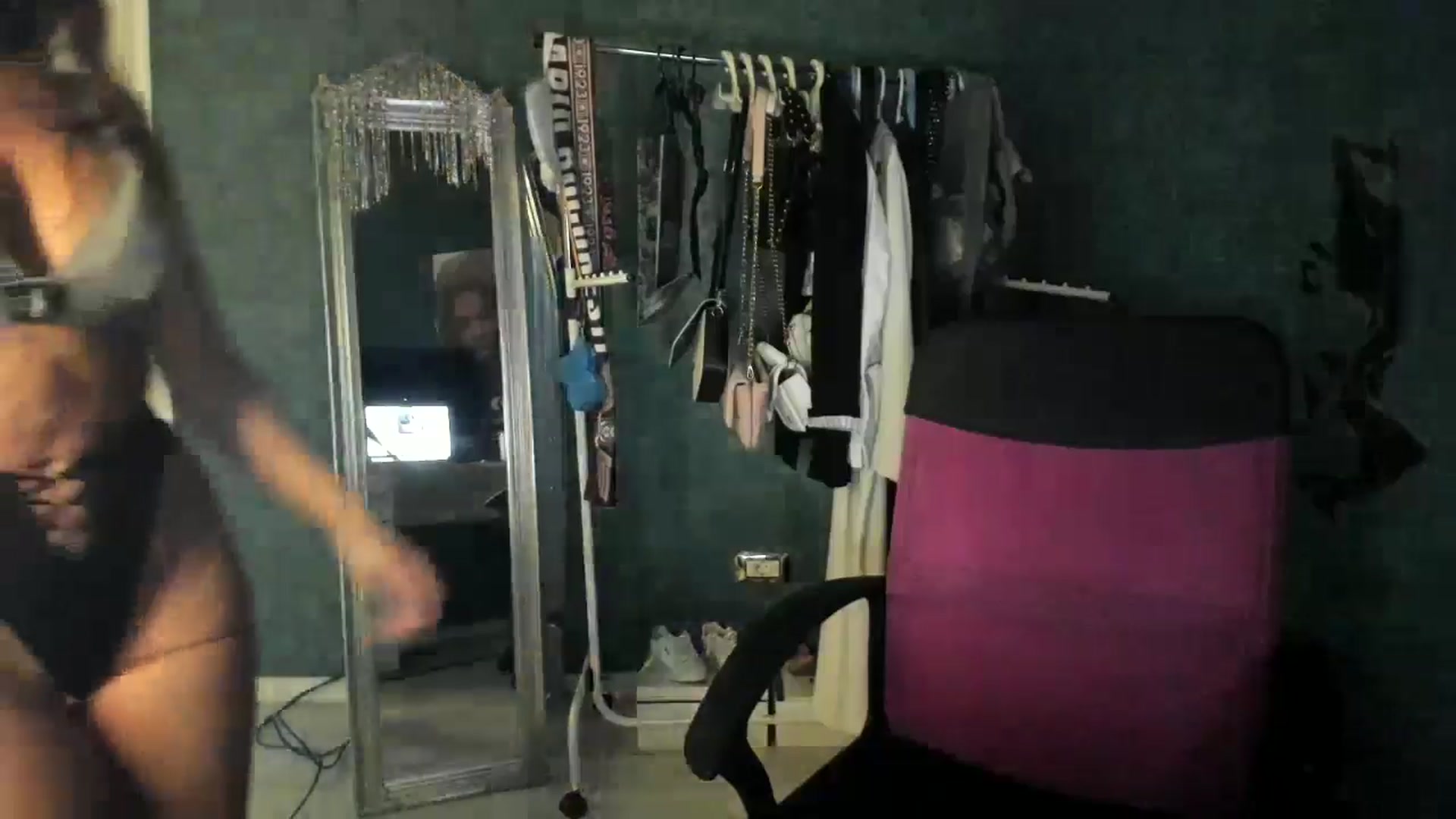 Gallery image thumbnail from NycoleAniston's myfreecams stream on, 06/04/2024, 03:25 image 20 of 20