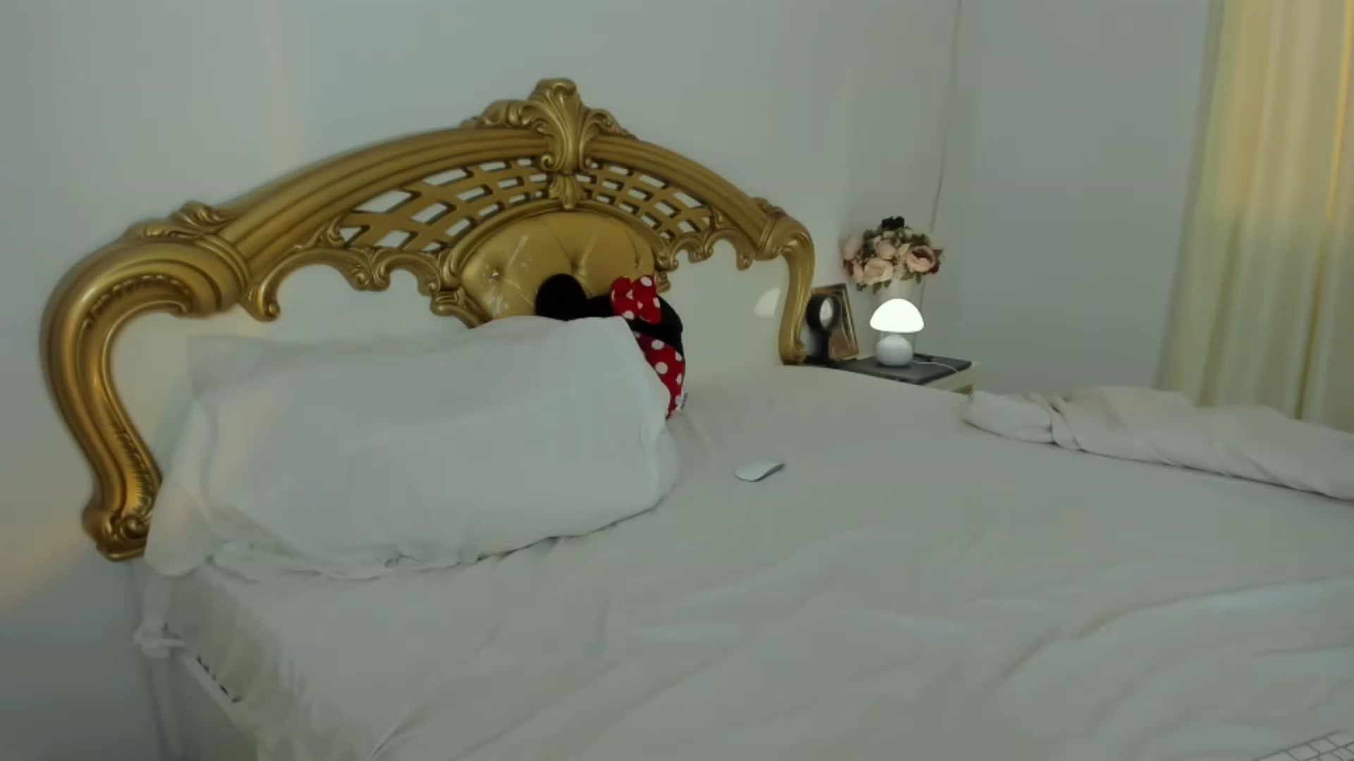 Gallery image thumbnail from NycoleAniston's myfreecams stream on, 12/14/2024, 08:20 image 10 of 20