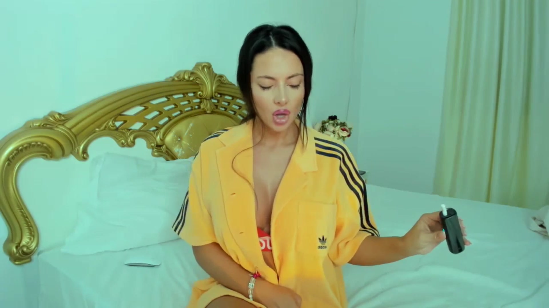 Gallery image thumbnail from NycoleAniston's myfreecams stream on, 12/15/2024, 23:36 image 4 of 20