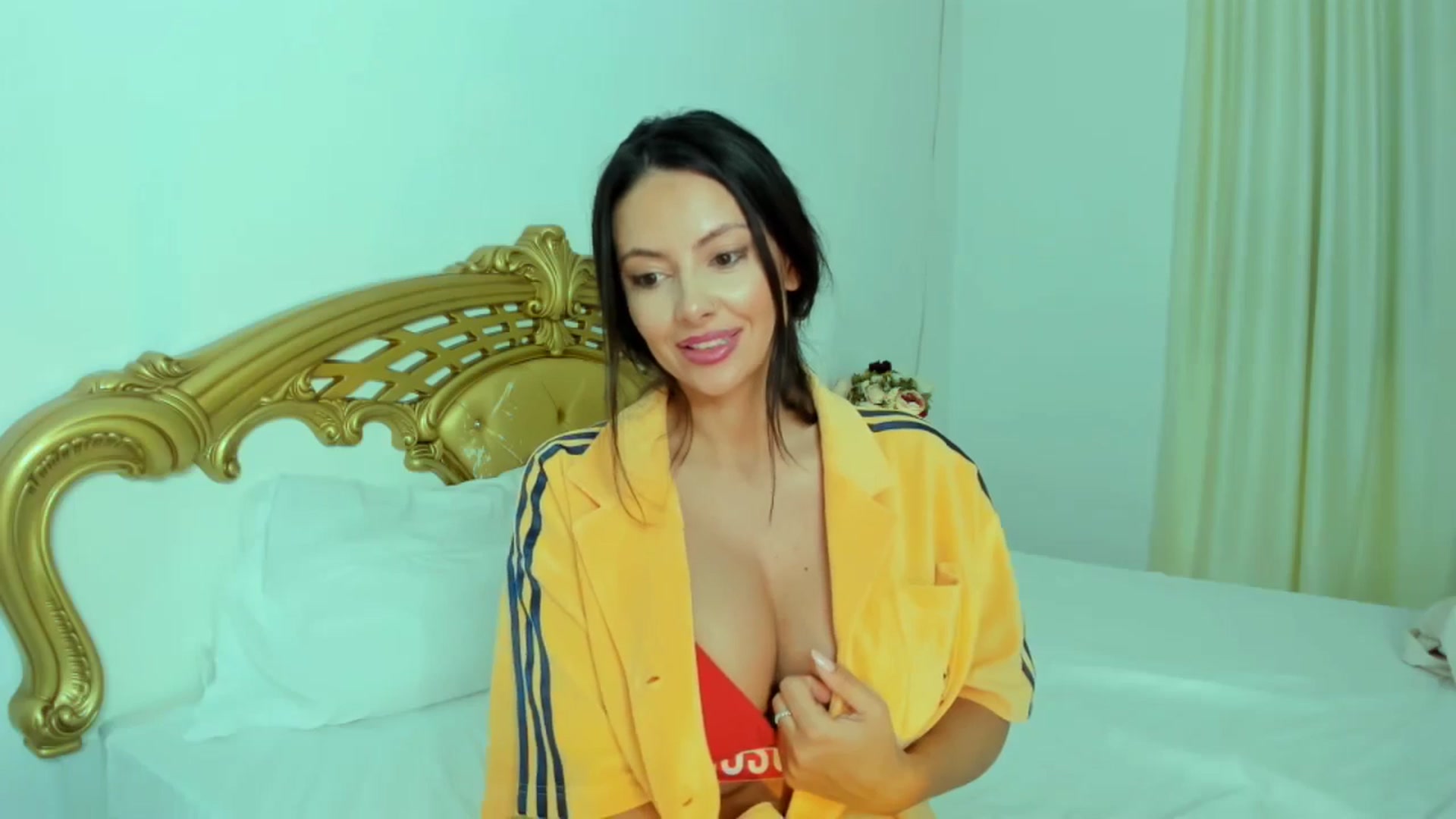 Gallery image thumbnail from NycoleAniston's myfreecams stream on, 12/15/2024, 23:36 image 13 of 20