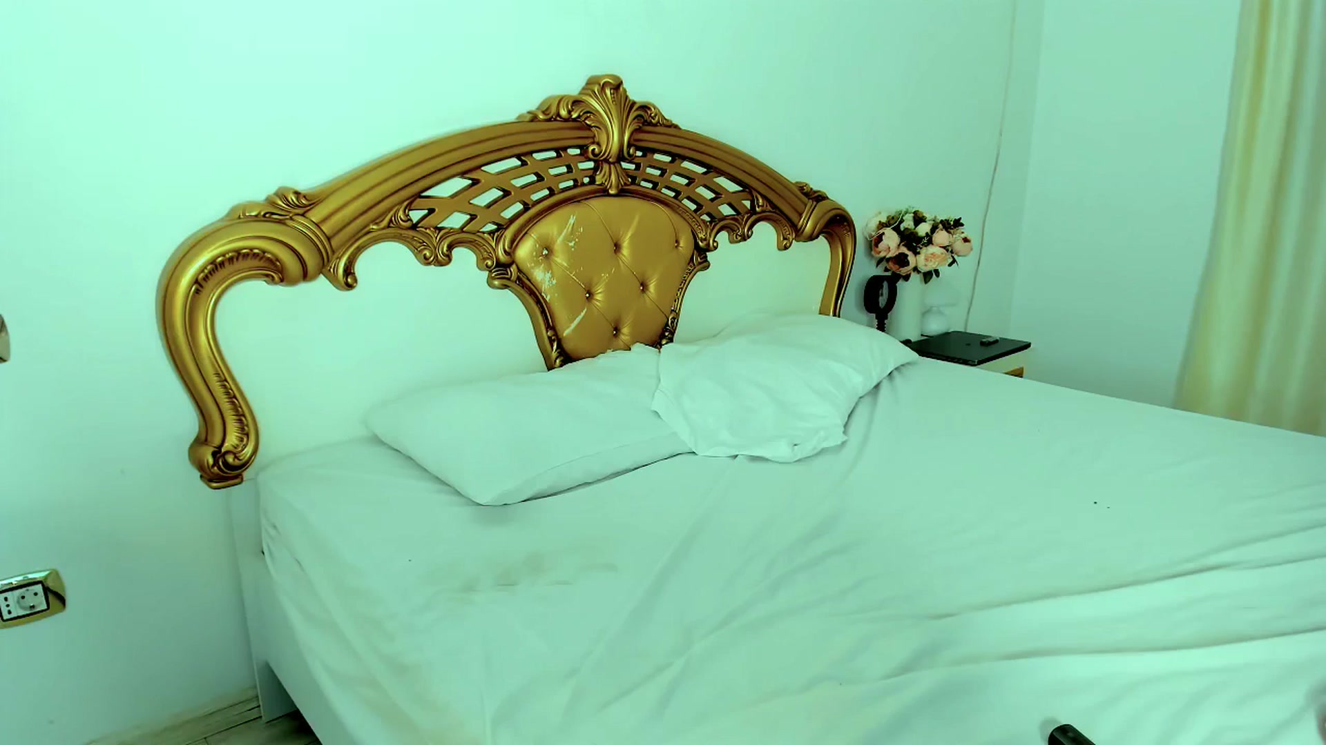 Gallery image thumbnail from NycoleAniston's myfreecams stream on, 03/30/2025, 20:03 image 12 of 20