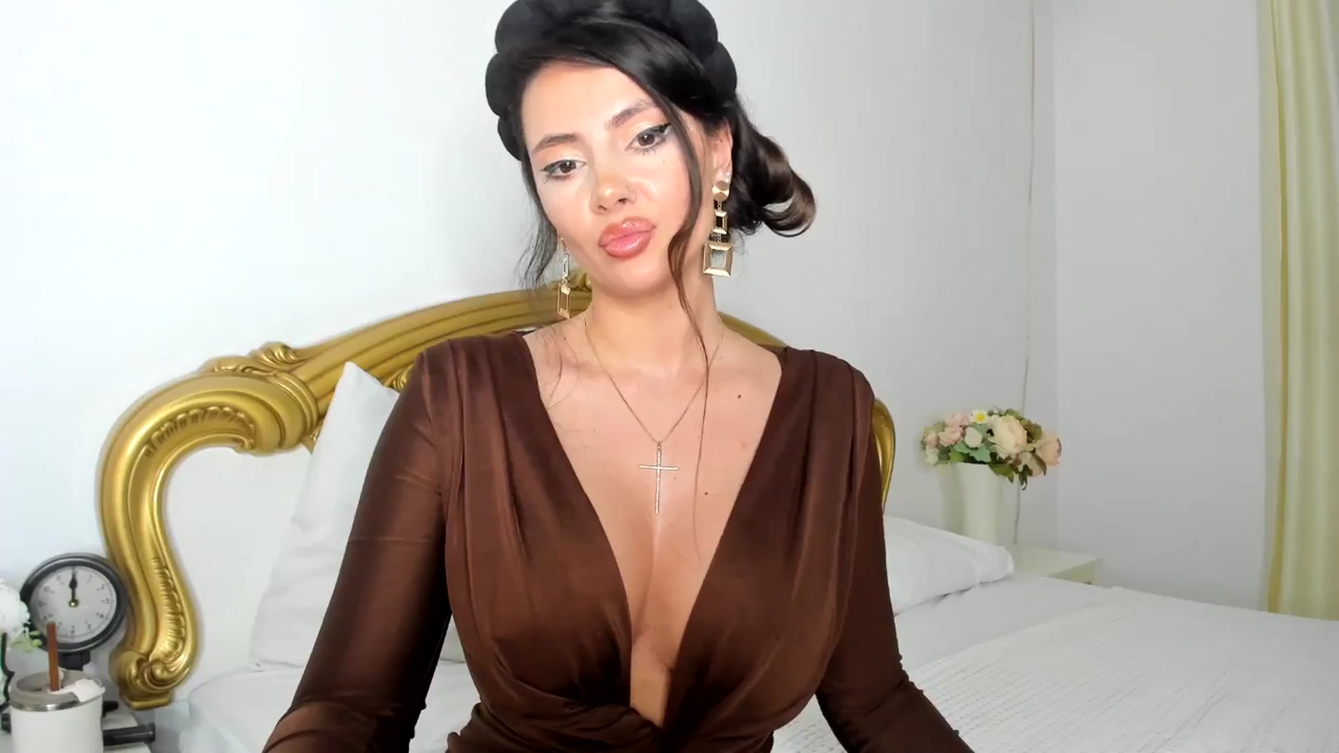 Gallery image thumbnail from NycoleAniston's myfreecams stream on, 05/05/2025, 18:26 image 14 of 20