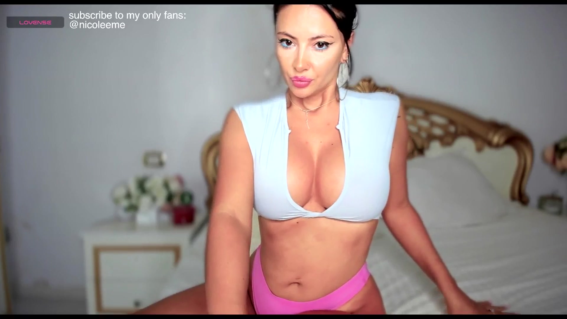 Gallery image thumbnail from NycoleAniston's myfreecams stream on, 07/15/2025, 24:00 image 15 of 20