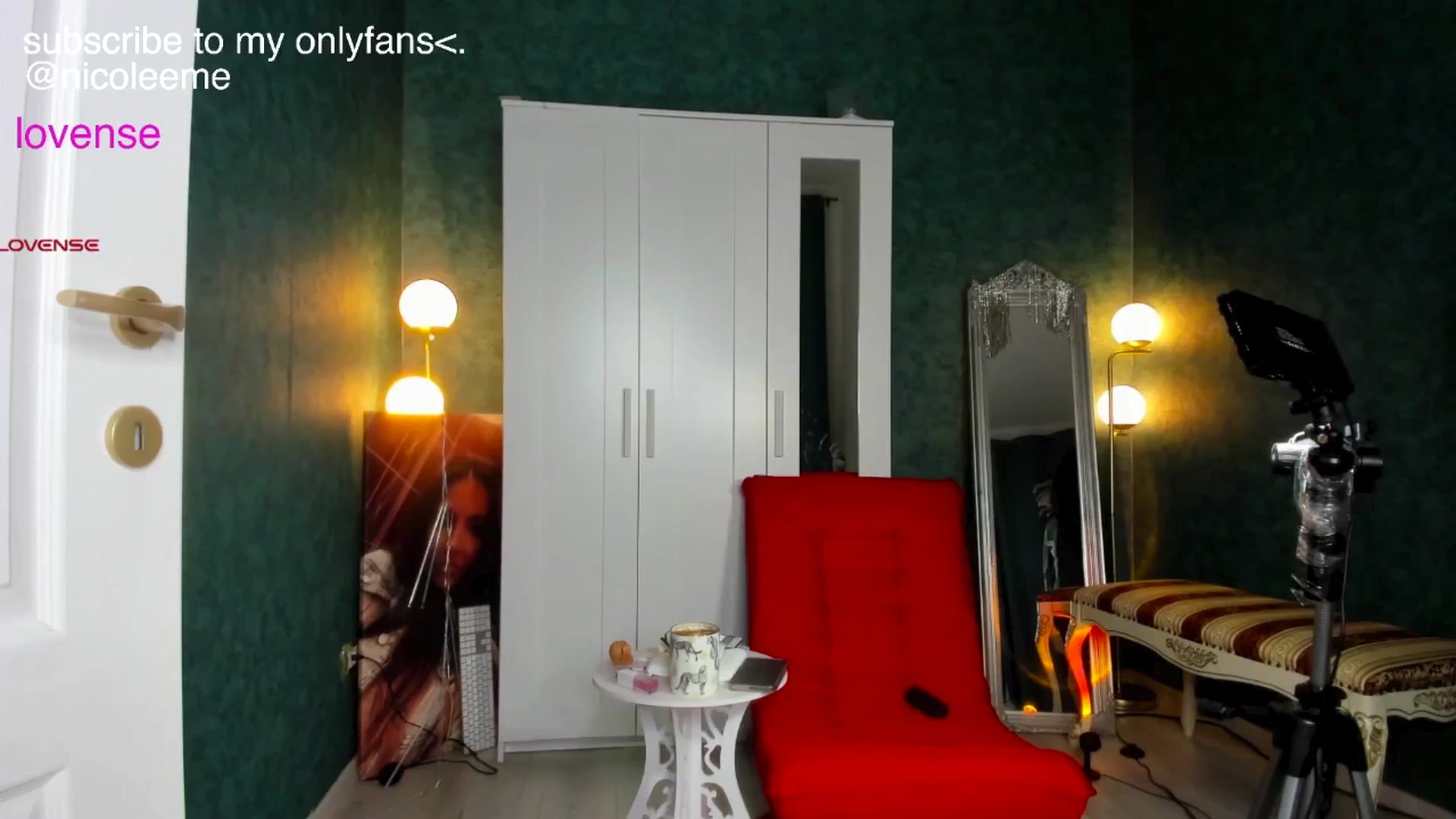 Gallery image thumbnail from NycoleAniston's myfreecams stream on, 12/12/2025, 23:06 image 2 of 20