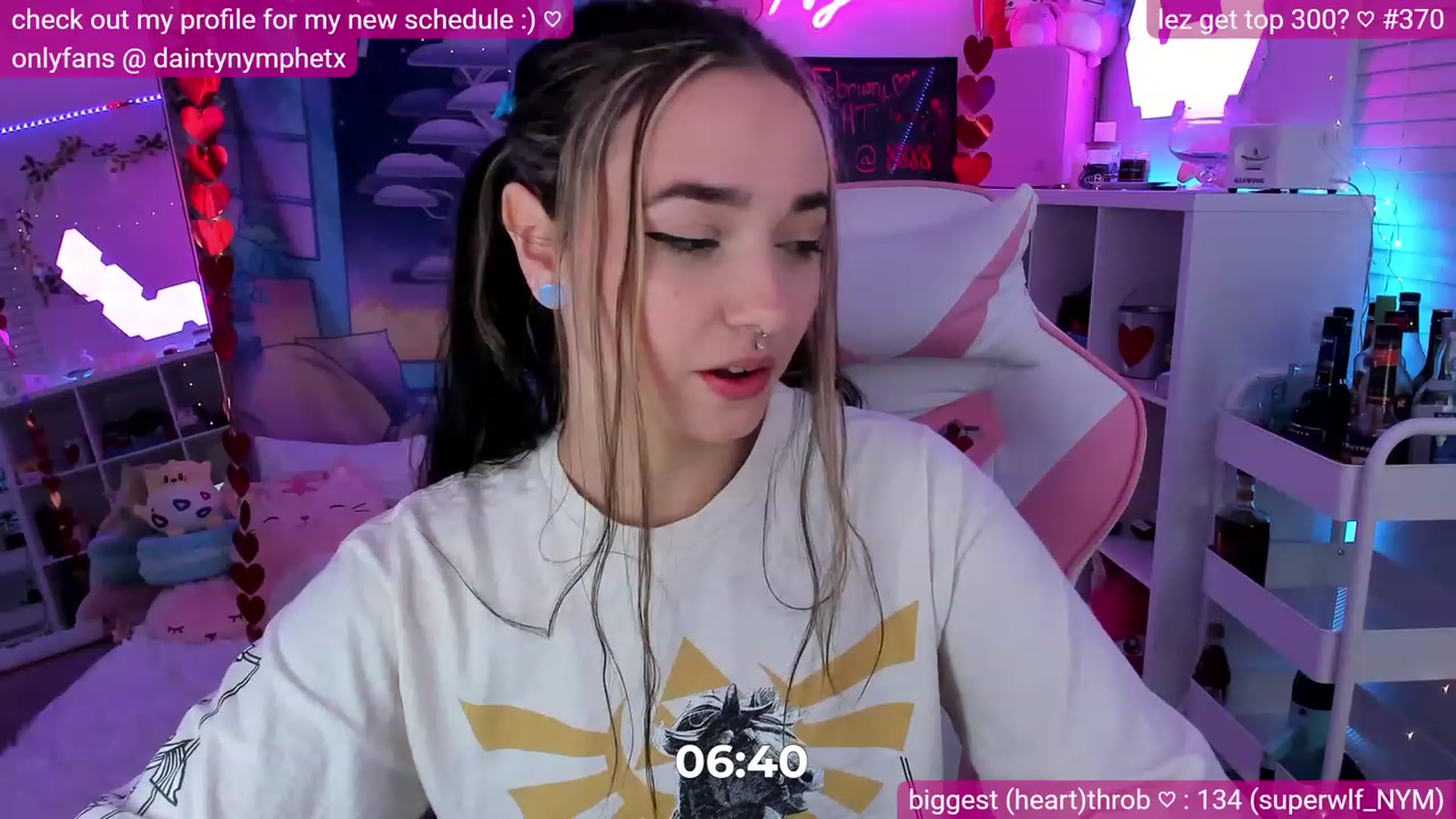 Gallery image thumbnail from Nym_x's myfreecams stream on, 02/18/2023, 04:53 image 9 of 20