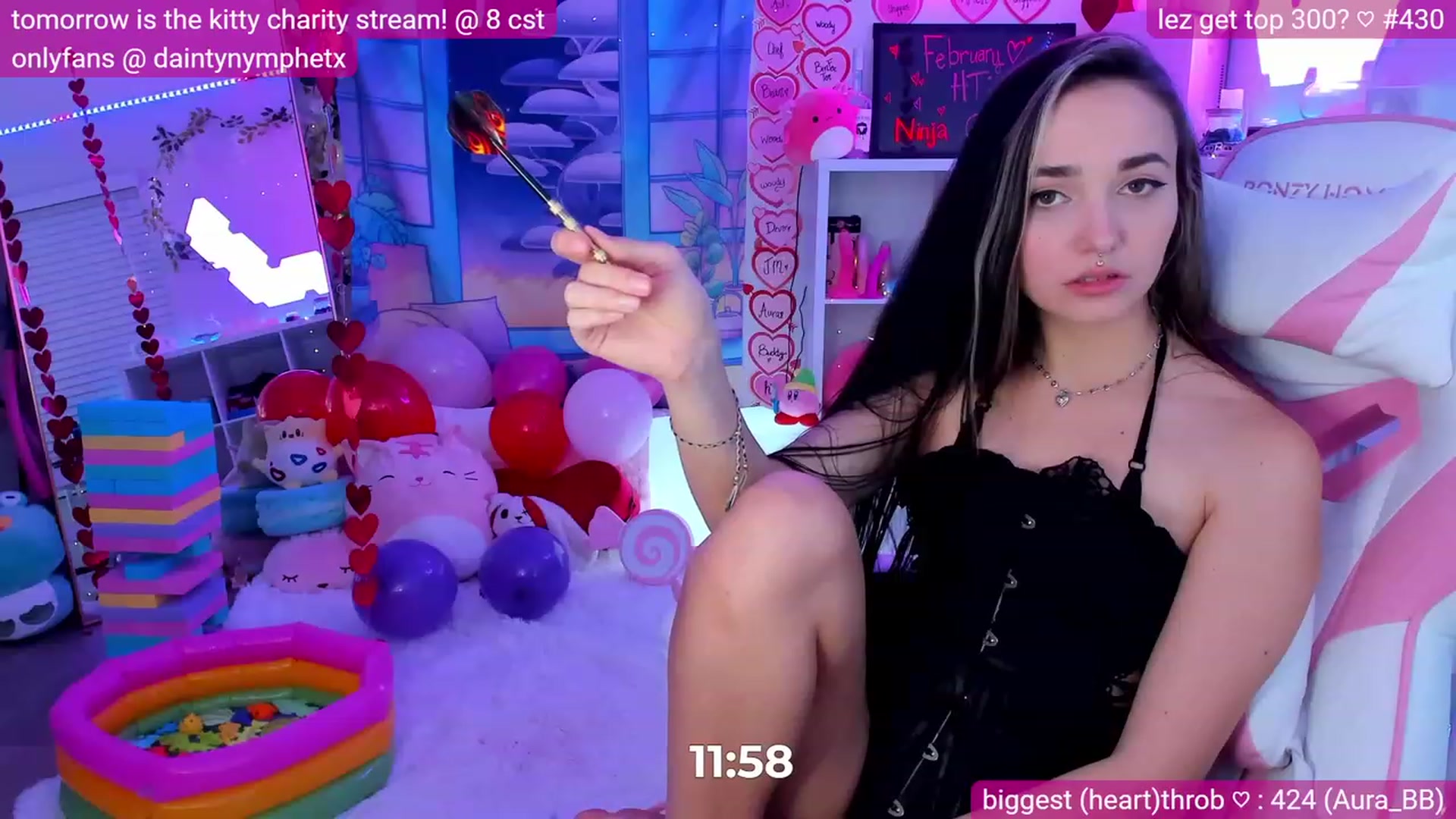 Gallery image thumbnail from Nym_x's myfreecams stream on, 02/25/2023, 05:18 image 11 of 20