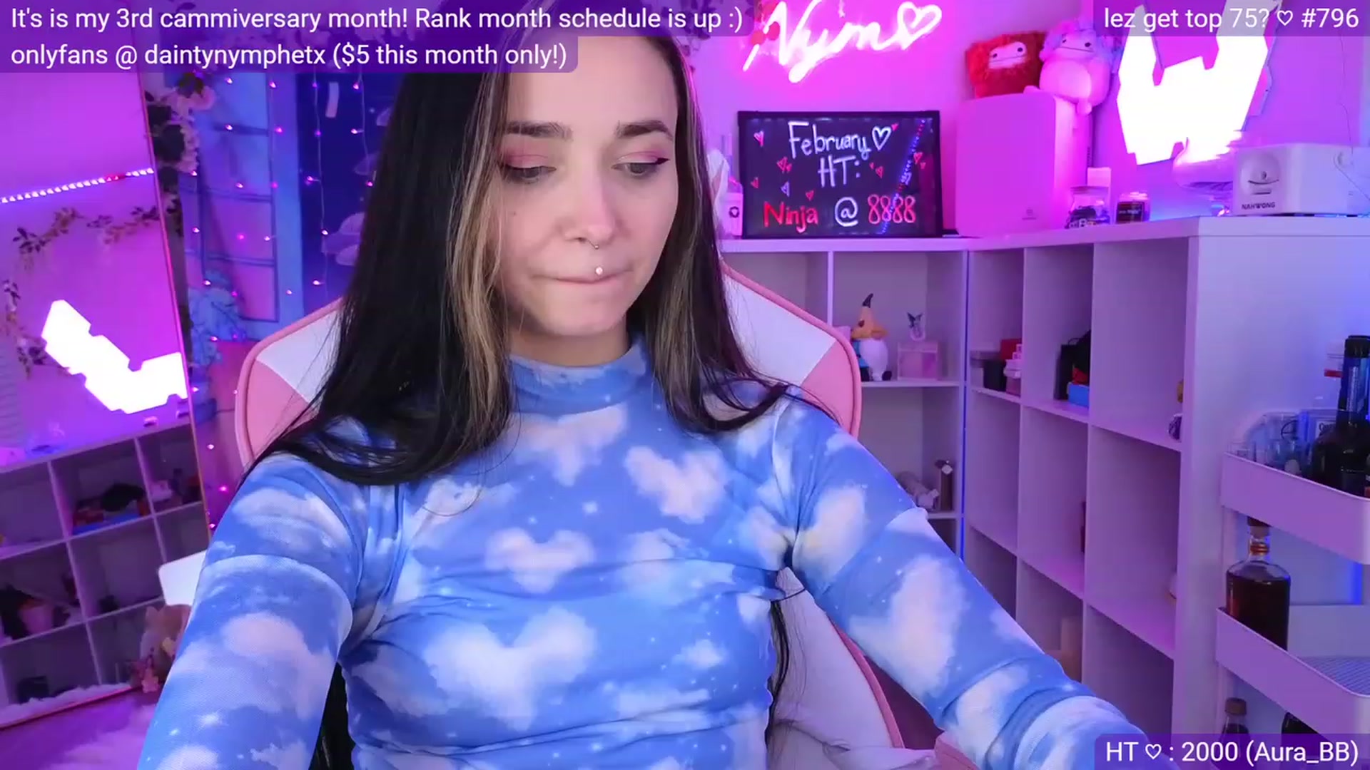 Gallery image thumbnail from Nym_x's myfreecams stream on, 03/02/2023, 04:03 image 4 of 20