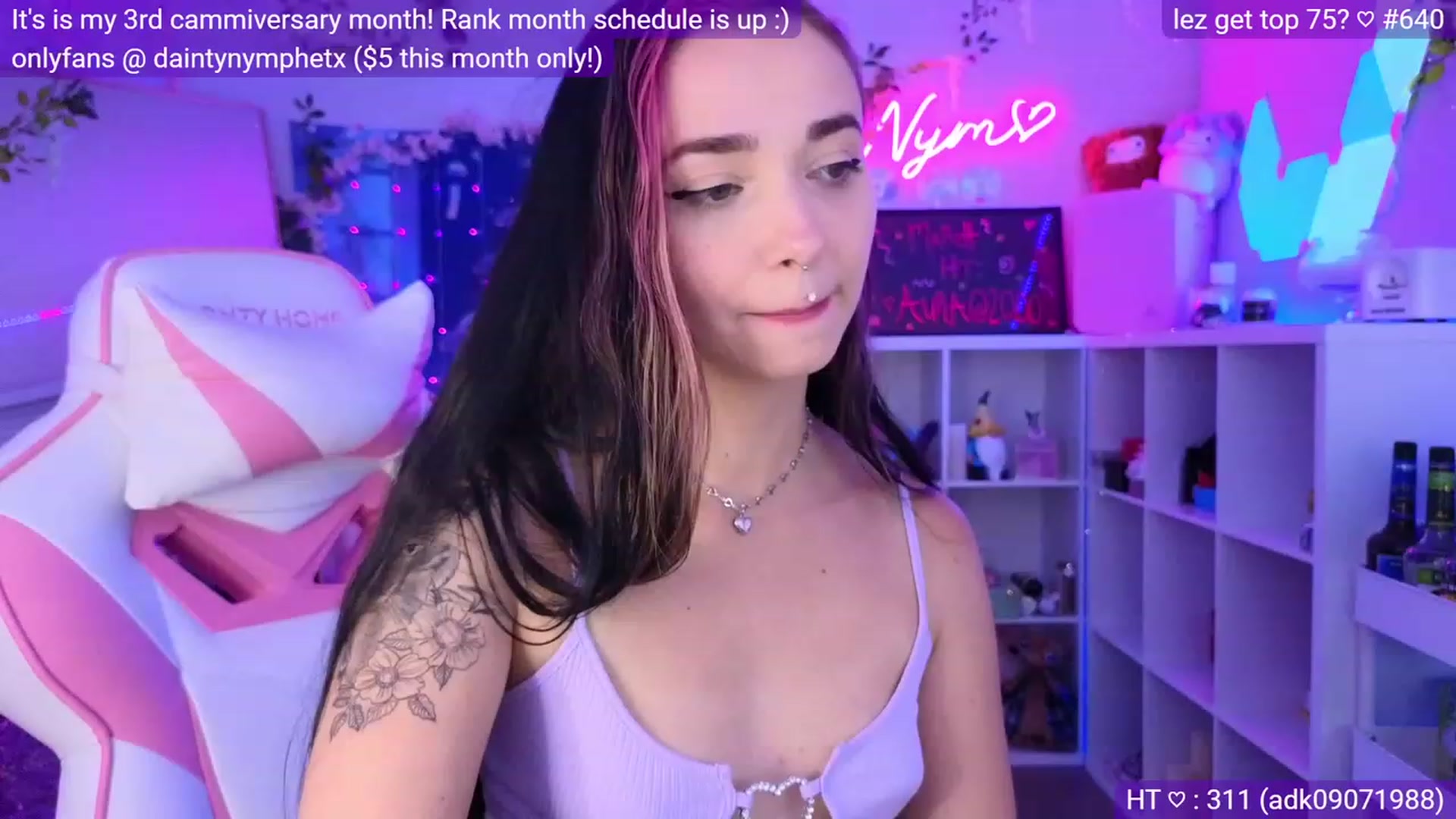Gallery image thumbnail from Nym_x's myfreecams stream on, 03/08/2023, 05:34 image 9 of 20