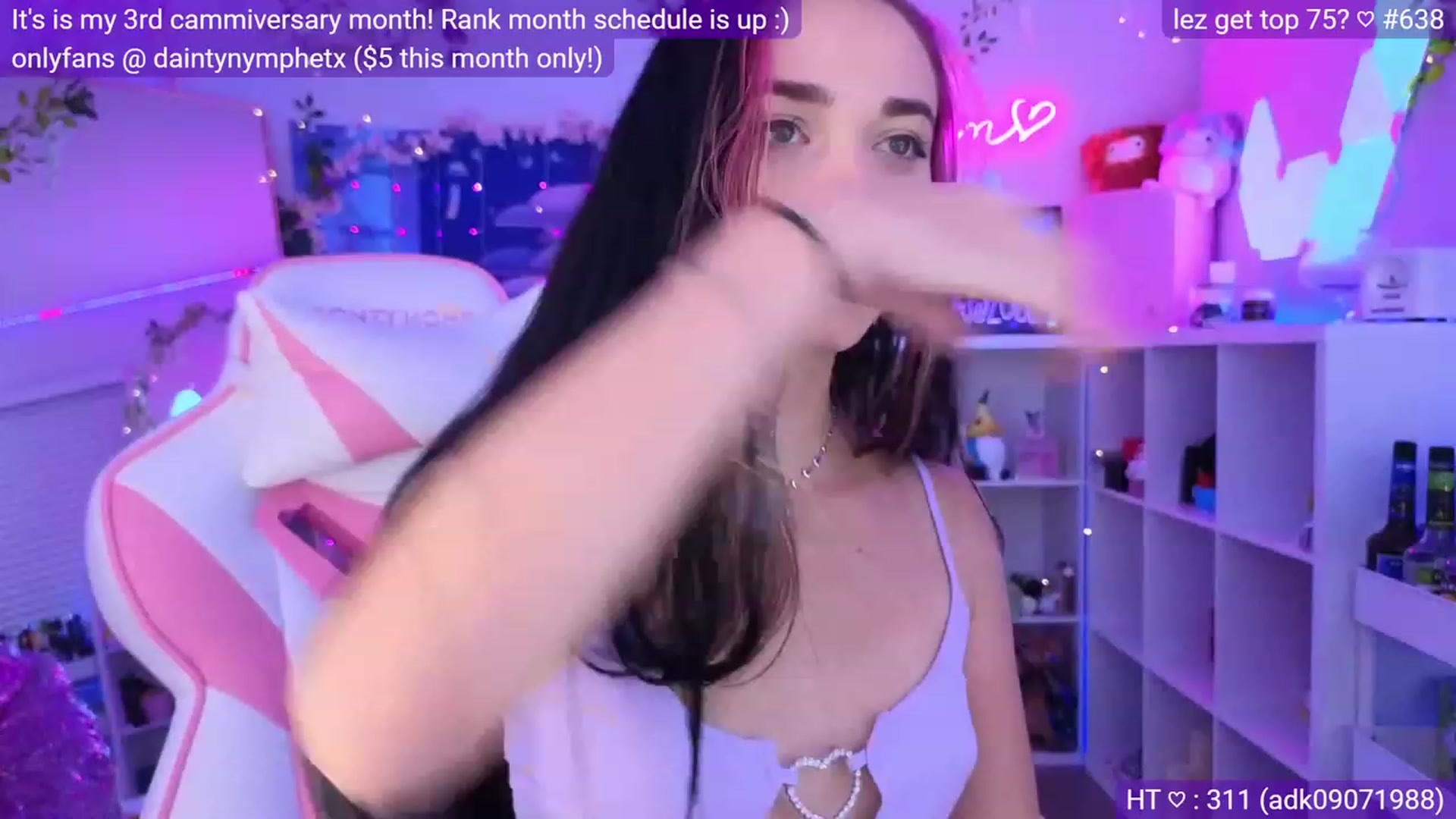 Gallery image thumbnail from Nym_x's myfreecams stream on, 03/08/2023, 05:34 image 12 of 20