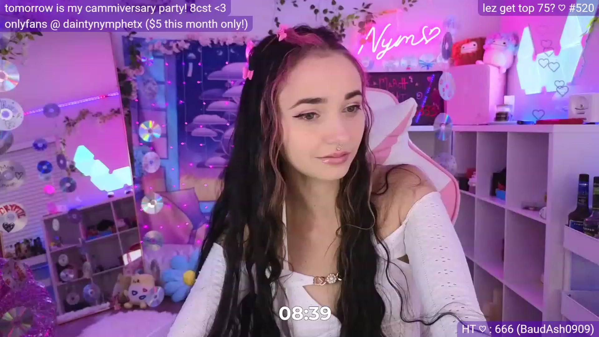 Gallery image thumbnail from Nym_x's myfreecams stream on, 03/18/2023, 04:07 image 7 of 20