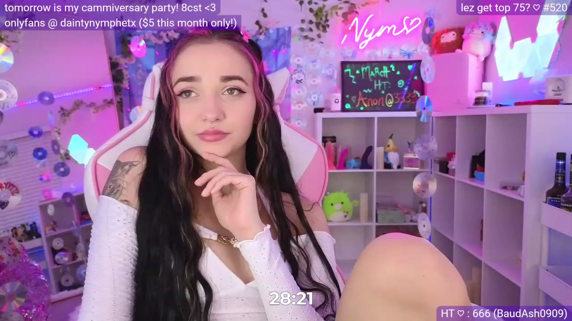 Gallery image thumbnail from Nym_x's myfreecams stream on, 03/18/2023, 04:07 image 11 of 20