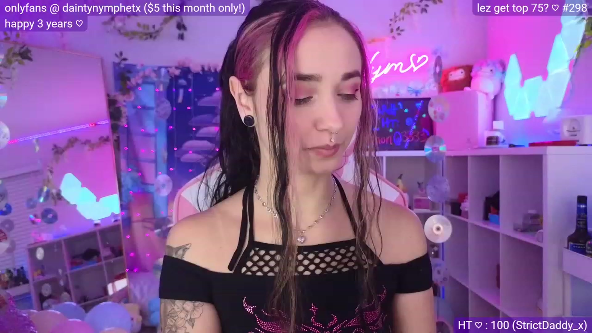 Gallery image thumbnail from Nym_x's myfreecams stream on, 03/20/2023, 02:43 image 1 of 20