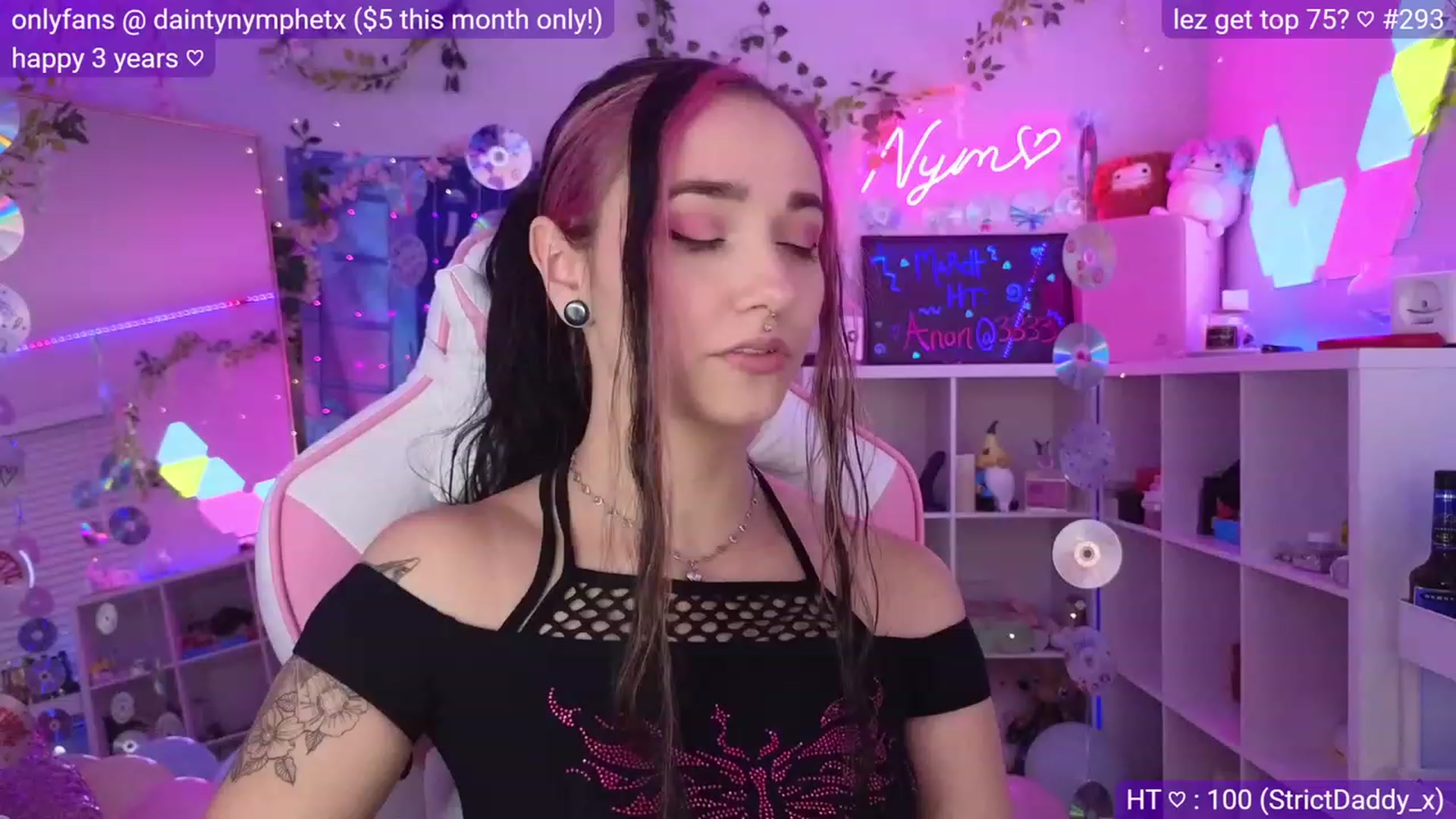 Gallery image thumbnail from Nym_x's myfreecams stream on, 03/20/2023, 02:43 image 20 of 20