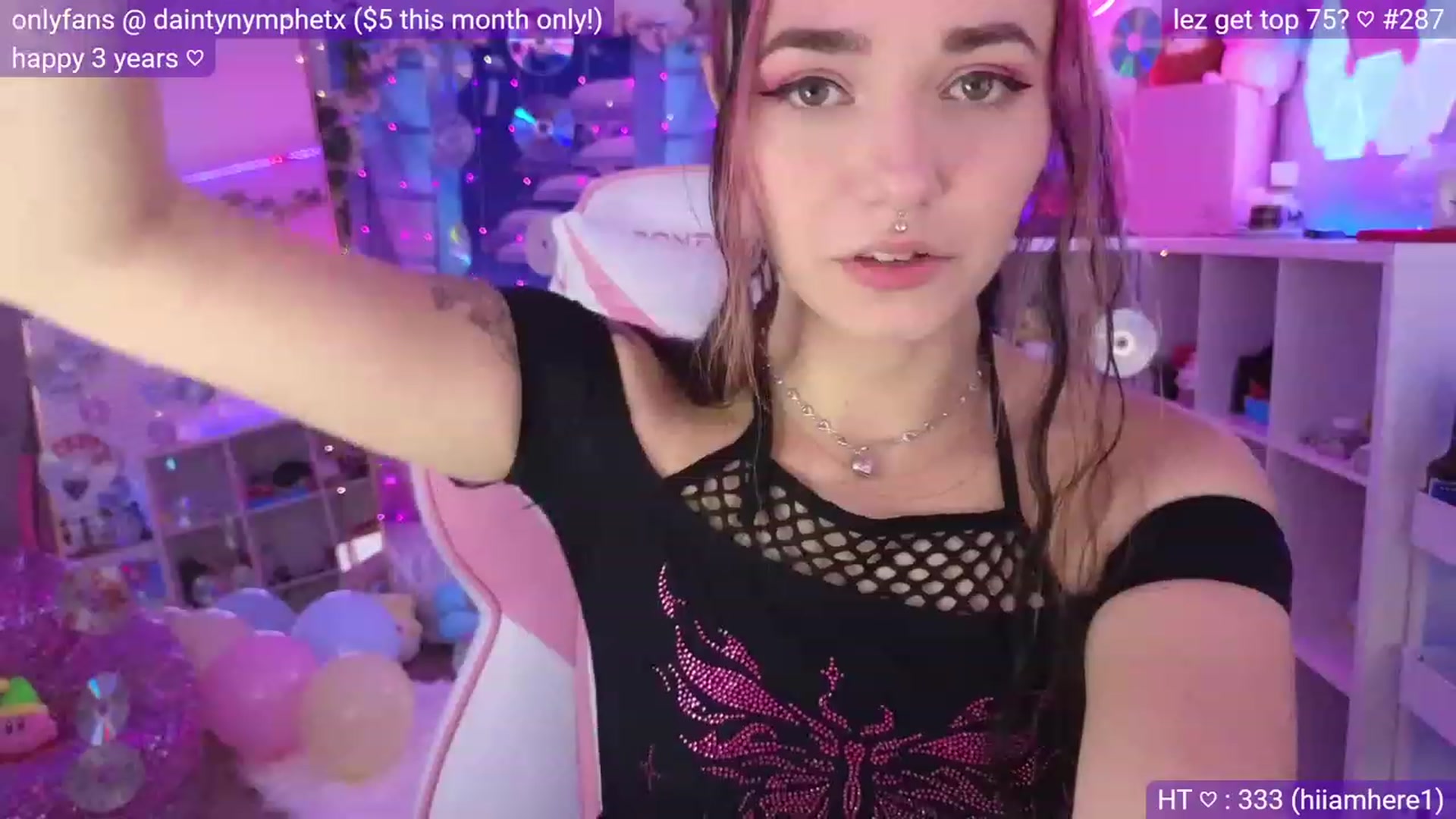 Gallery image thumbnail from Nym_x's myfreecams stream on, 03/20/2023, 04:14 image 11 of 20