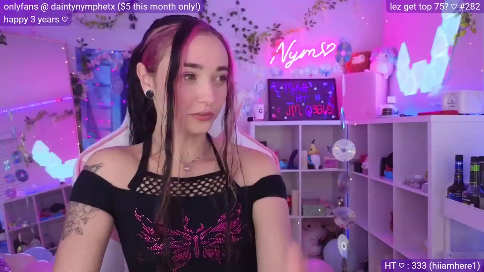Gallery image thumbnail from Nym_x's myfreecams stream on, 03/20/2023, 04:14 image 15 of 20