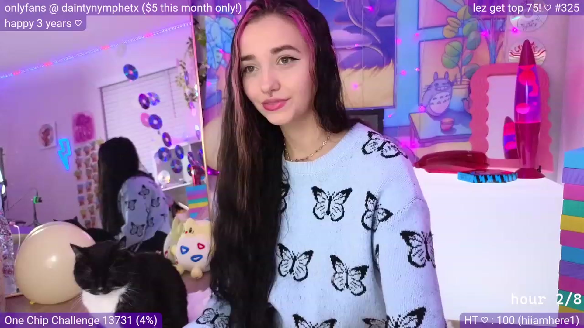 Gallery image thumbnail from Nym_x's myfreecams stream on, 03/26/2023, 01:27 image 13 of 20