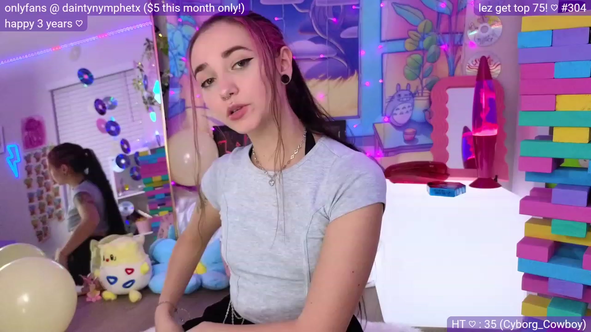 Gallery image thumbnail from Nym_x's myfreecams stream on, 03/27/2023, 04:37 image 5 of 20