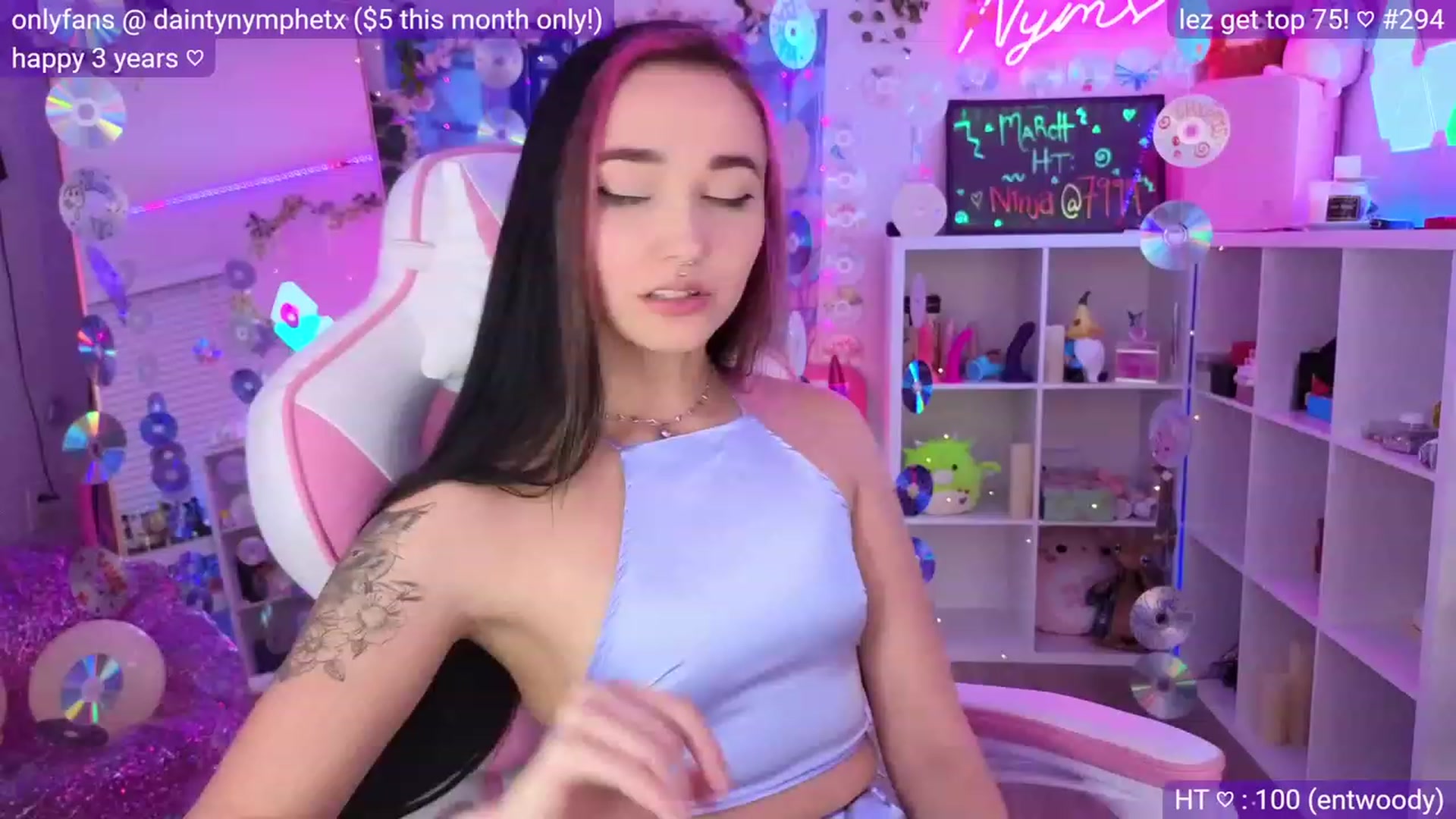 Gallery image thumbnail from Nym_x's myfreecams stream on, 03/30/2023, 02:42 image 4 of 20