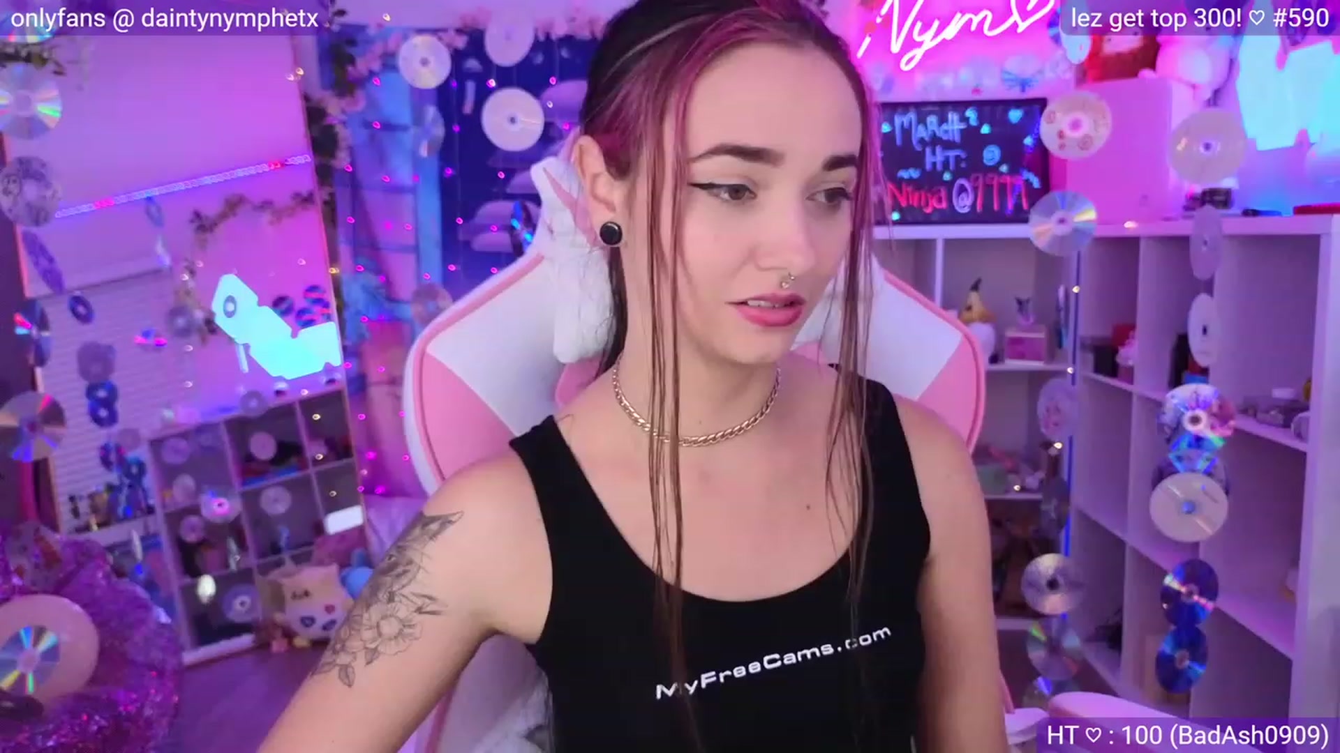 Gallery image thumbnail from Nym_x's myfreecams stream on, 04/02/2023, 03:11 image 1 of 20