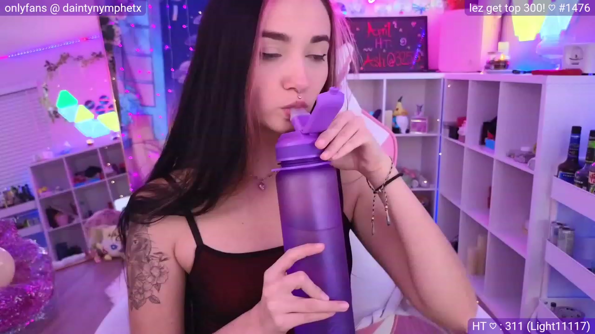 Gallery image thumbnail from Nym_x's myfreecams stream on, 04/07/2023, 05:44 image 4 of 20