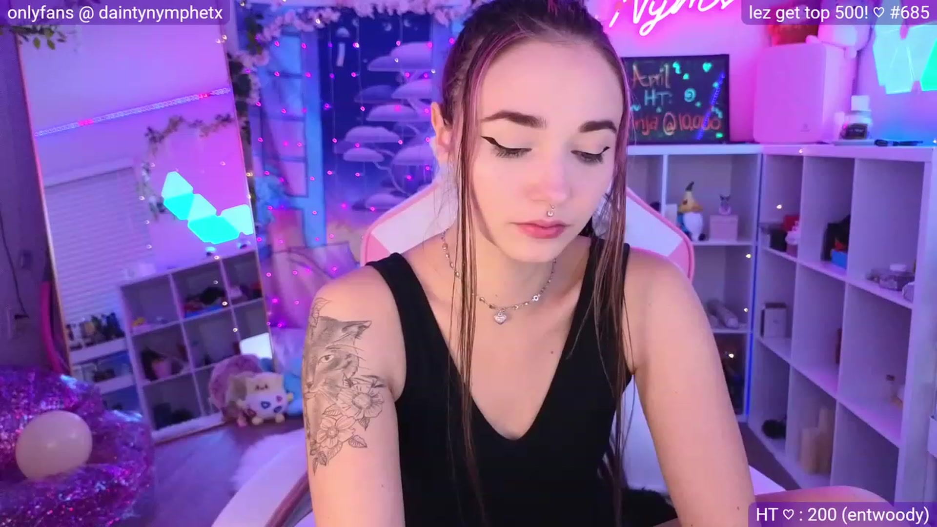 Gallery image thumbnail from Nym_x's myfreecams stream on, 04/24/2023, 04:36 image 7 of 20
