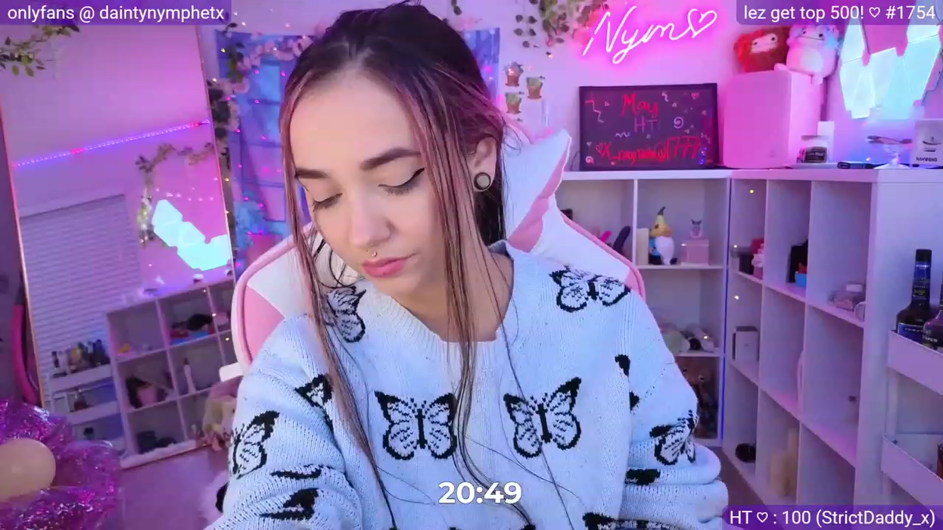 Gallery image thumbnail from Nym_x's myfreecams stream on, 05/06/2023, 04:07 image 6 of 20