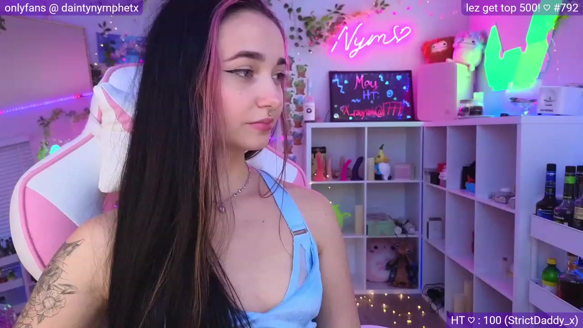Gallery image thumbnail from Nym_x's myfreecams stream on, 05/19/2023, 04:07 image 8 of 20