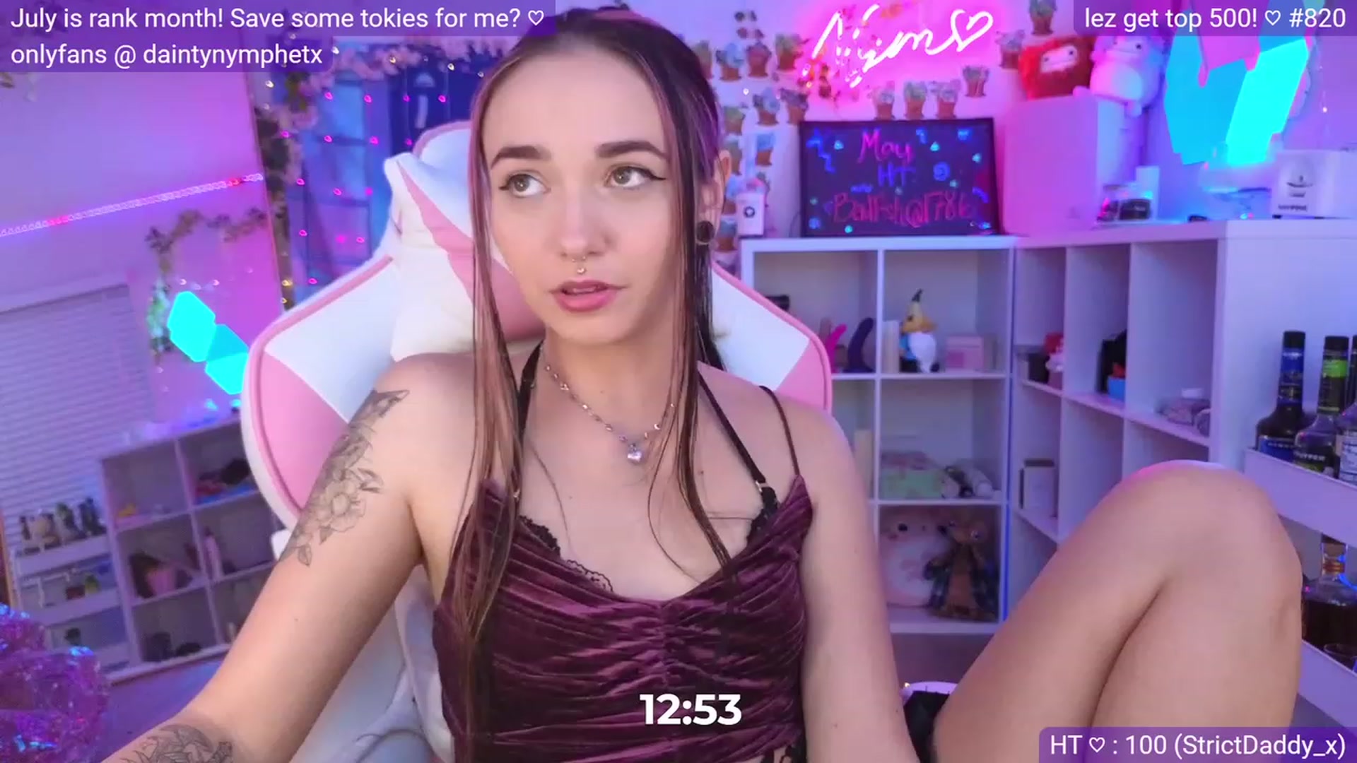 Gallery image thumbnail from Nym_x's myfreecams stream on, 05/28/2023, 03:27 image 15 of 20