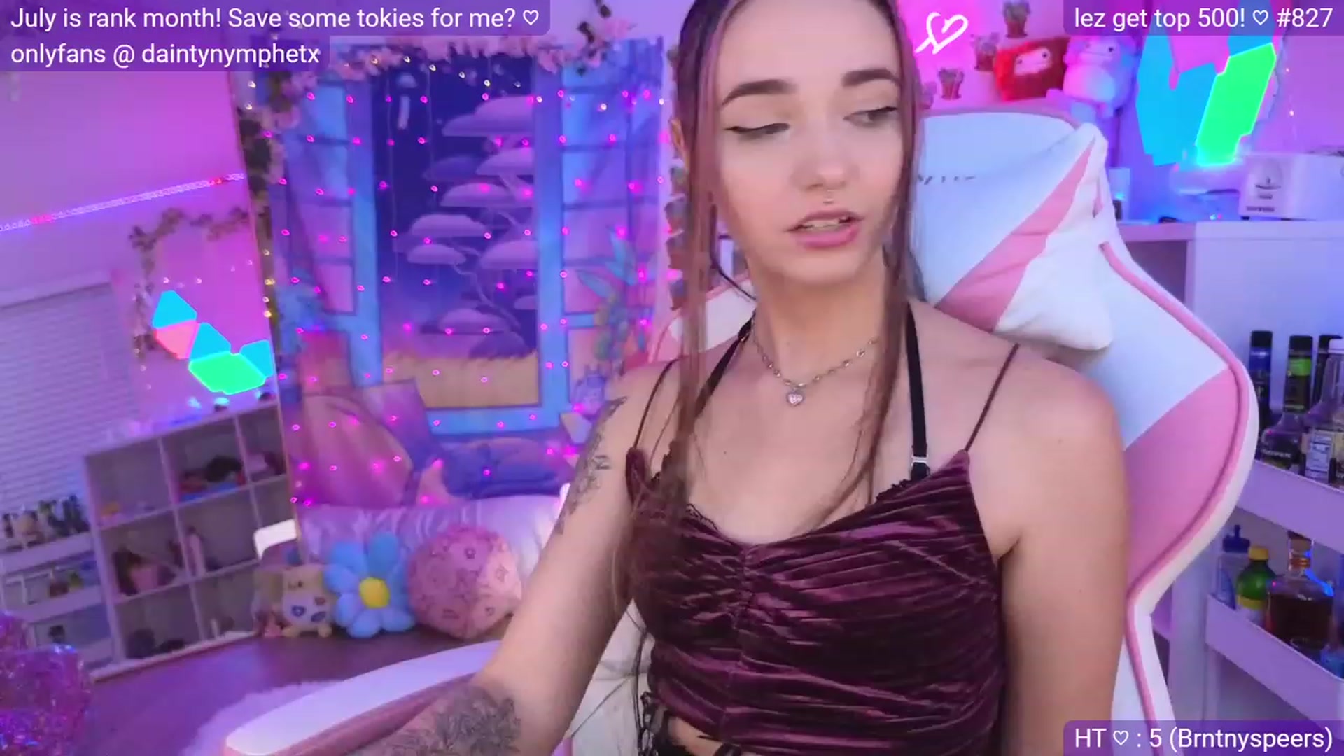 Gallery image thumbnail from Nym_x's myfreecams stream on, 05/28/2023, 03:27 image 2 of 20