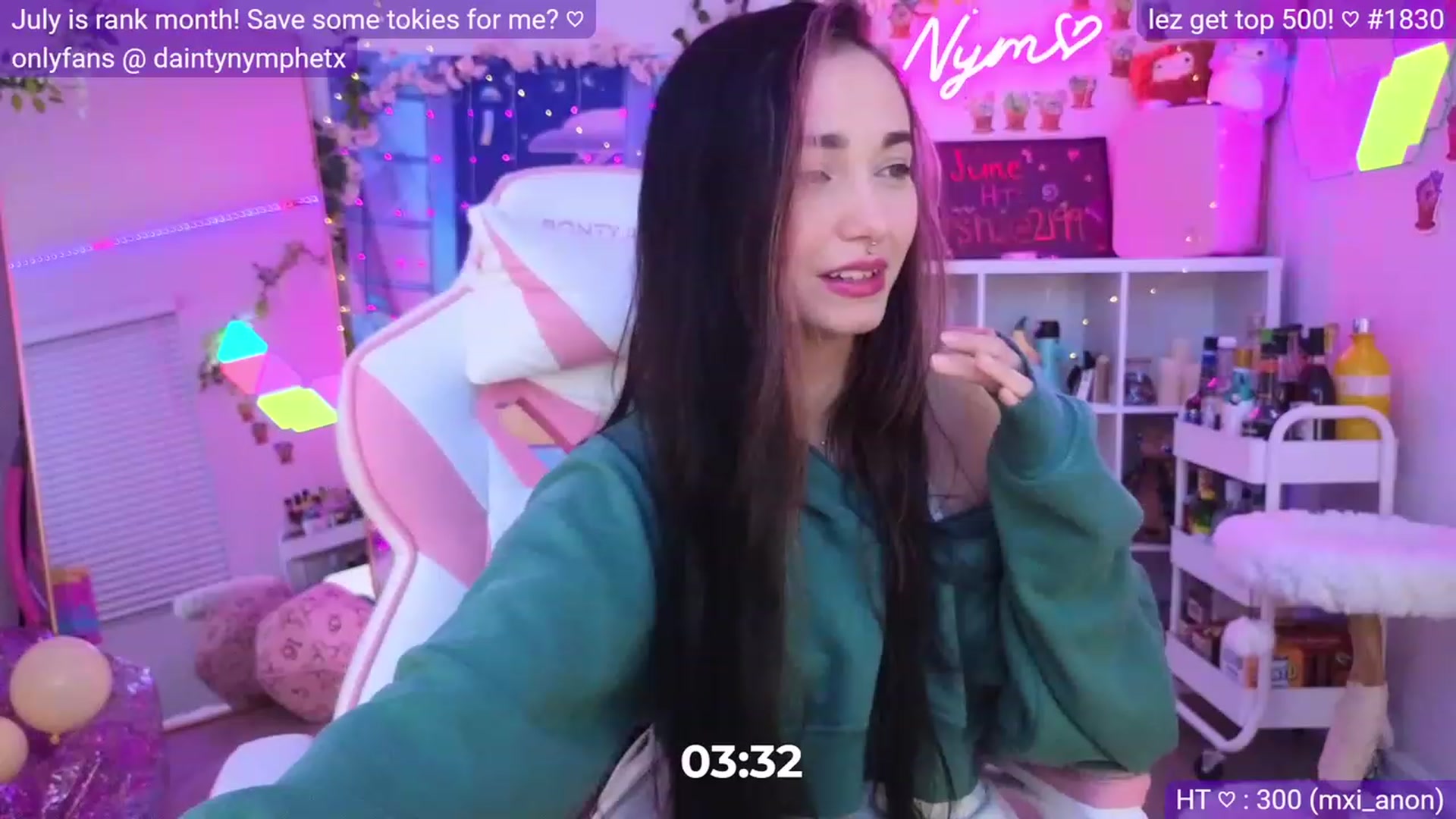 Gallery image thumbnail from Nym_x's myfreecams stream on, 06/09/2023, 04:05 image 19 of 20