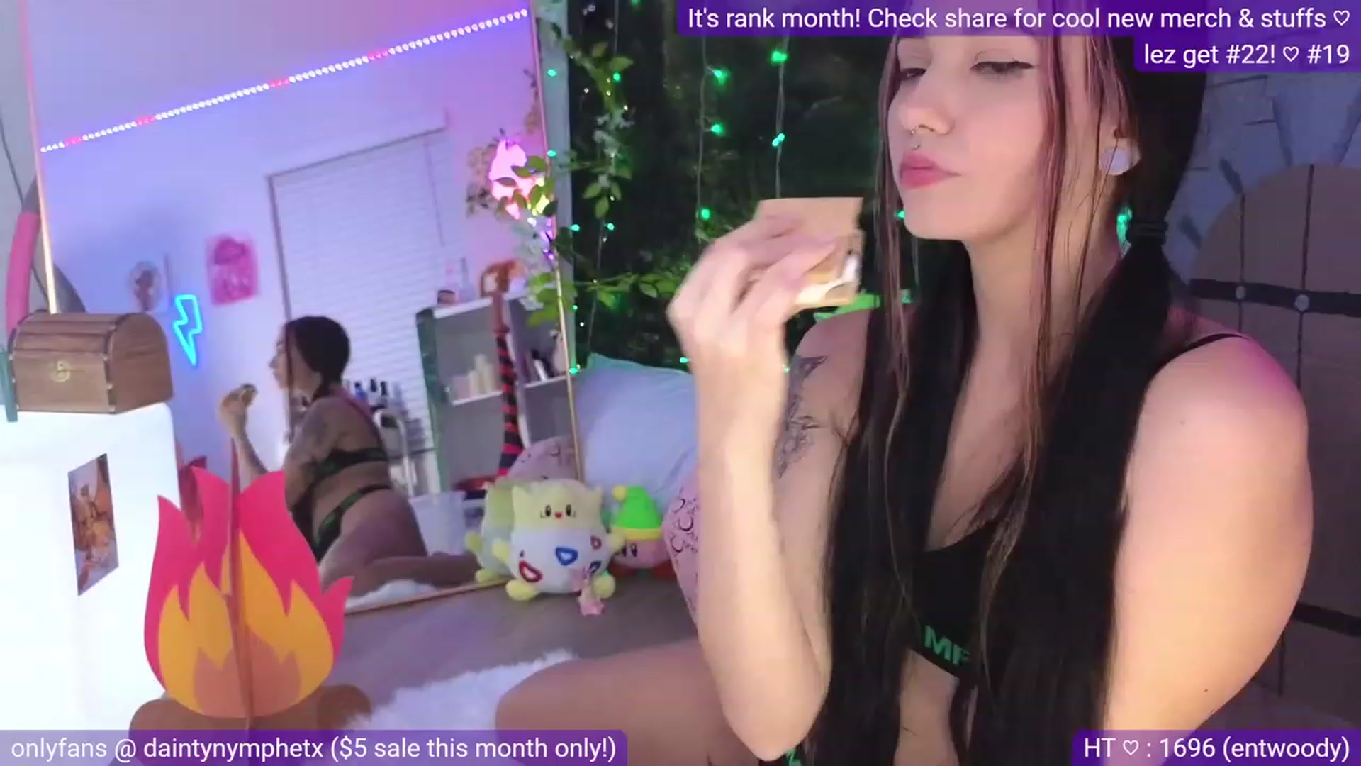 Gallery image thumbnail from Nym_x's myfreecams stream on, 07/03/2023, 05:08 image 10 of 20