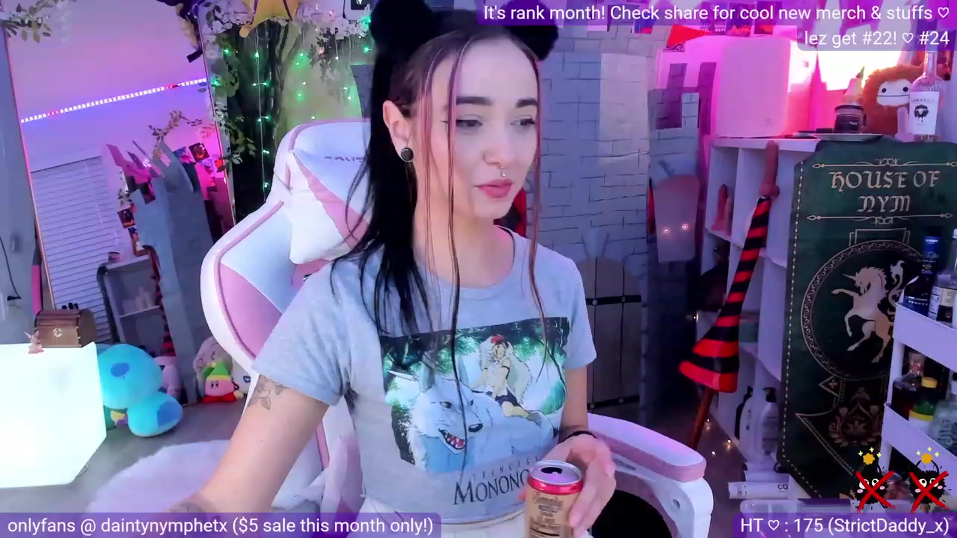 Gallery image thumbnail from Nym_x's myfreecams stream on, 07/13/2023, 03:47 image 1 of 20