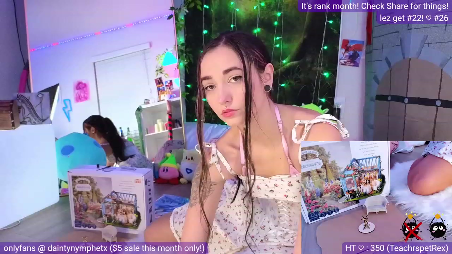 Gallery image thumbnail from Nym_x's myfreecams stream on, 07/21/2023, 02:50 image 10 of 20