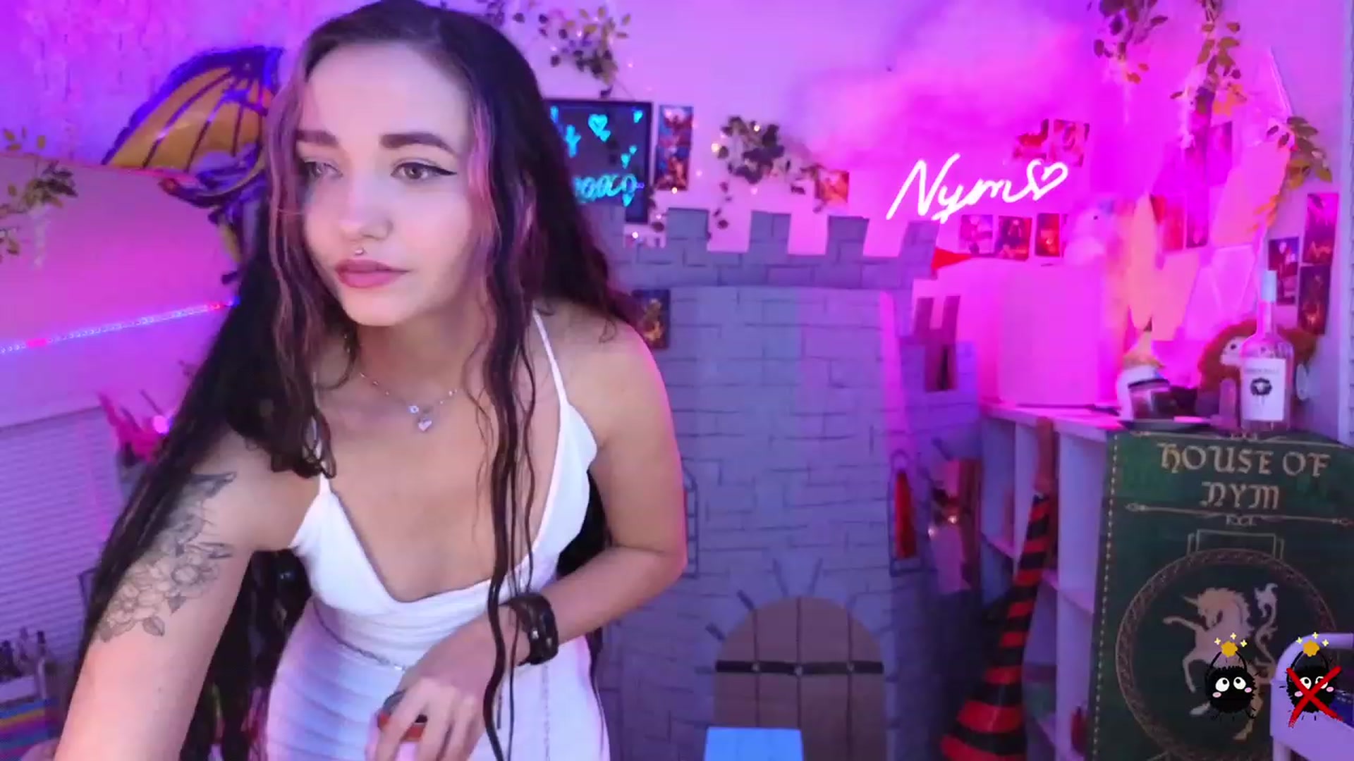 Gallery image thumbnail from Nym_x's myfreecams stream on, 07/27/2023, 01:55 image 13 of 20