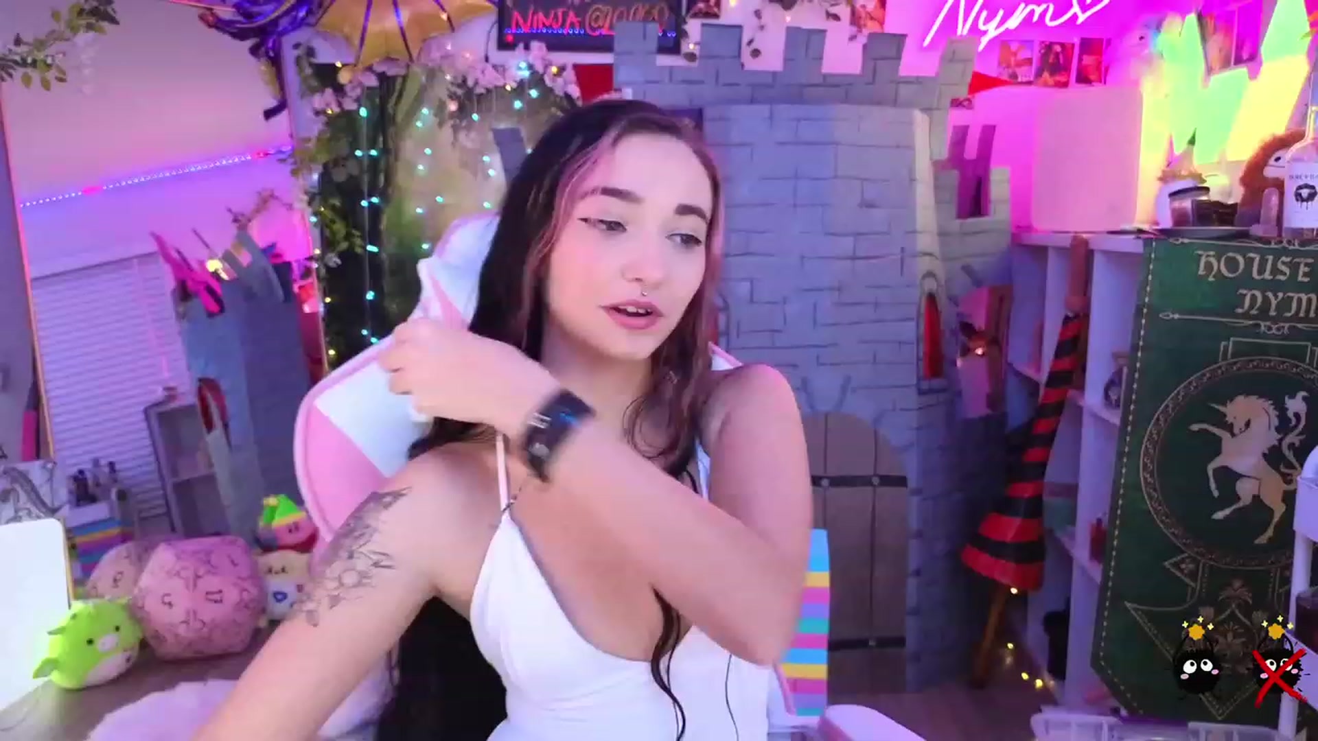 Gallery image thumbnail from Nym_x's myfreecams stream on, 07/27/2023, 01:55 image 9 of 20