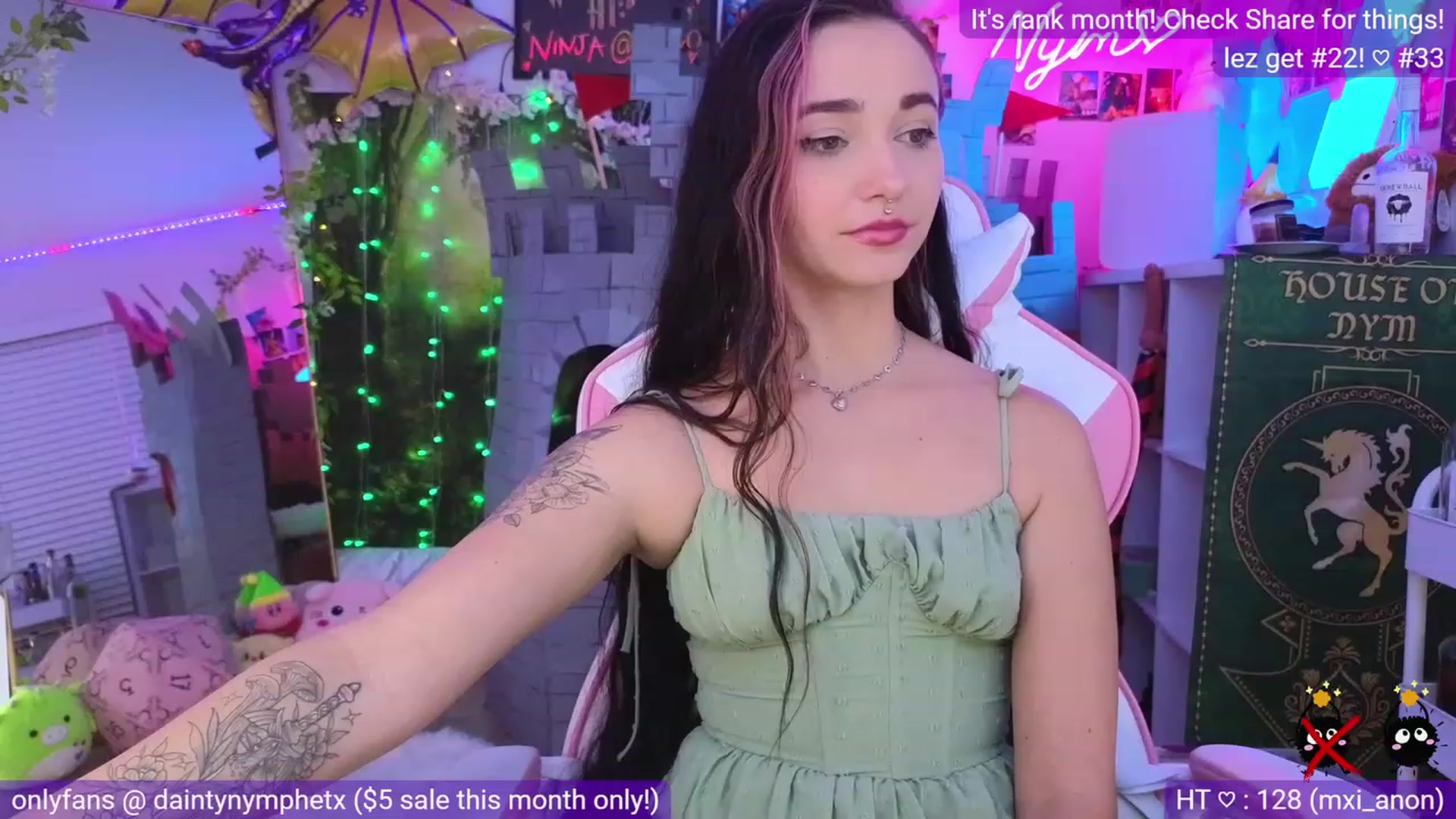 Gallery image thumbnail from Nym_x's myfreecams stream on, 07/28/2023, 05:10 image 10 of 20