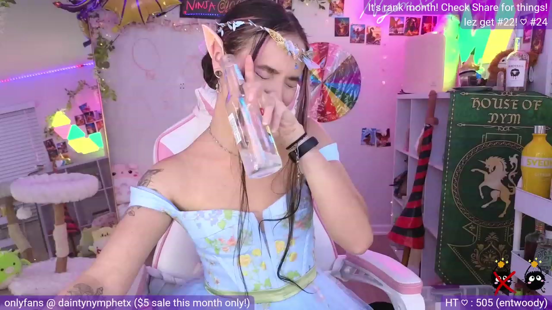 Gallery image thumbnail from Nym_x's myfreecams stream on, 07/30/2023, 04:08 image 5 of 20