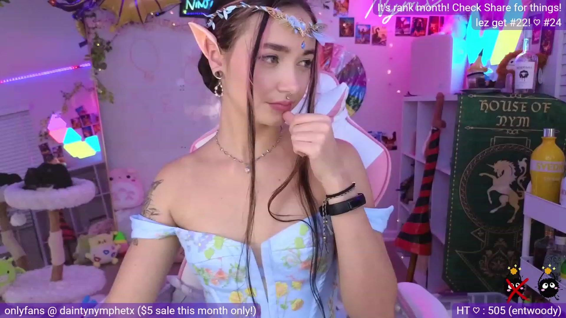 Gallery image thumbnail from Nym_x's myfreecams stream on, 07/30/2023, 04:08 image 6 of 20