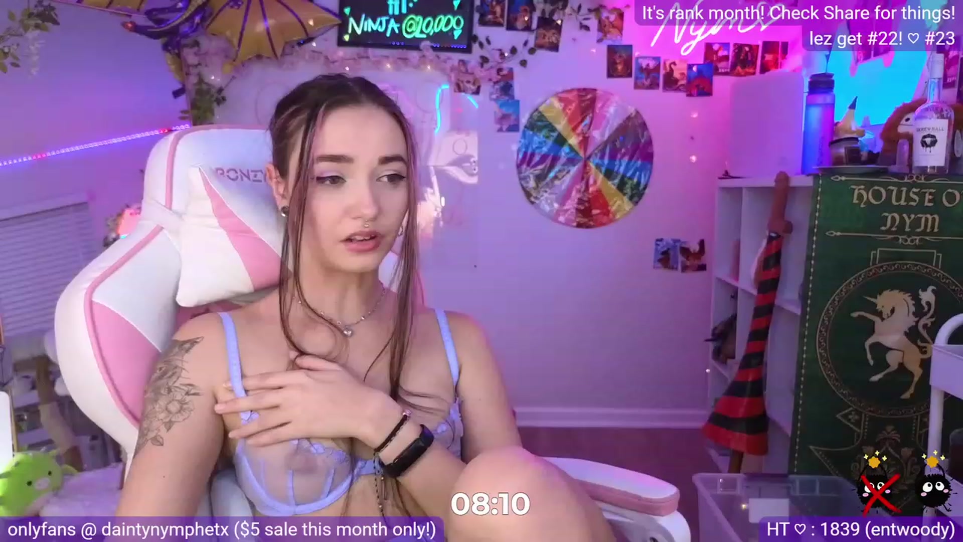Gallery image thumbnail from Nym_x's myfreecams stream on, 07/30/2023, 04:40 image 12 of 20