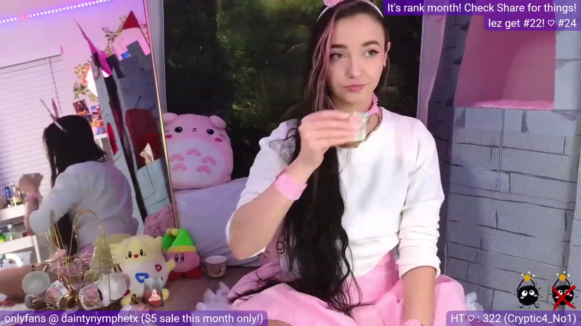 Gallery image thumbnail from Nym_x's myfreecams stream on, 07/31/2023, 02:21 image 9 of 20